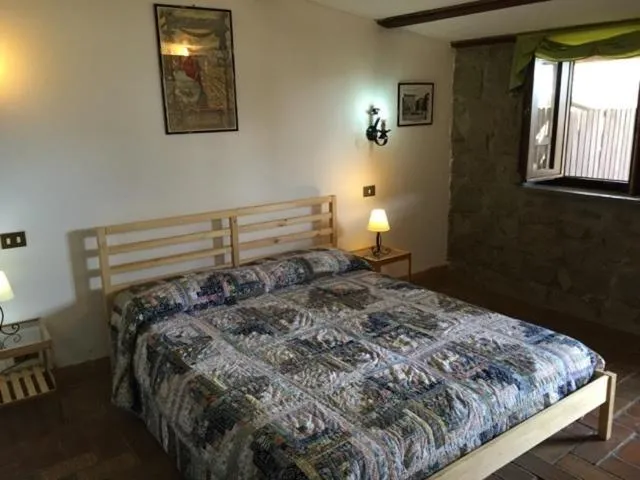 Bed in Agriturismo Monte Due Torri