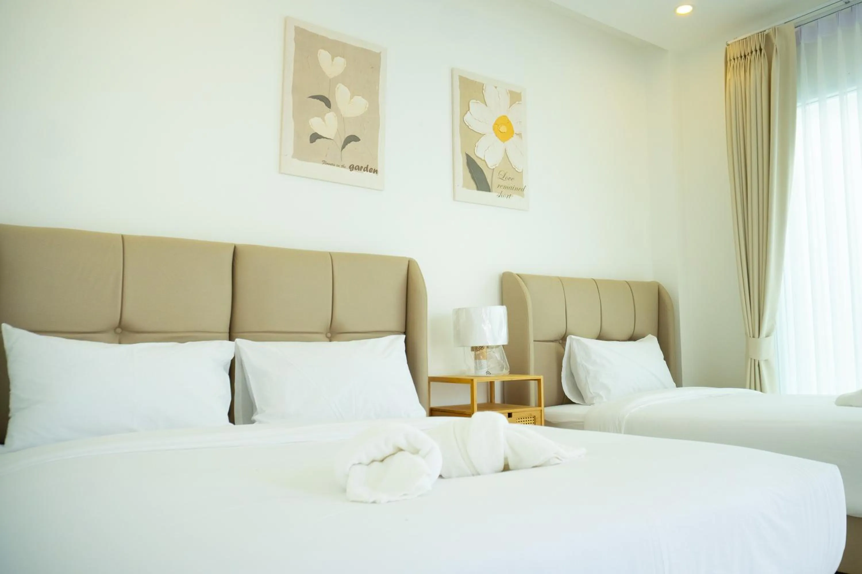 Bedroom, Bed in The Modern Pool Villa Hua Hin