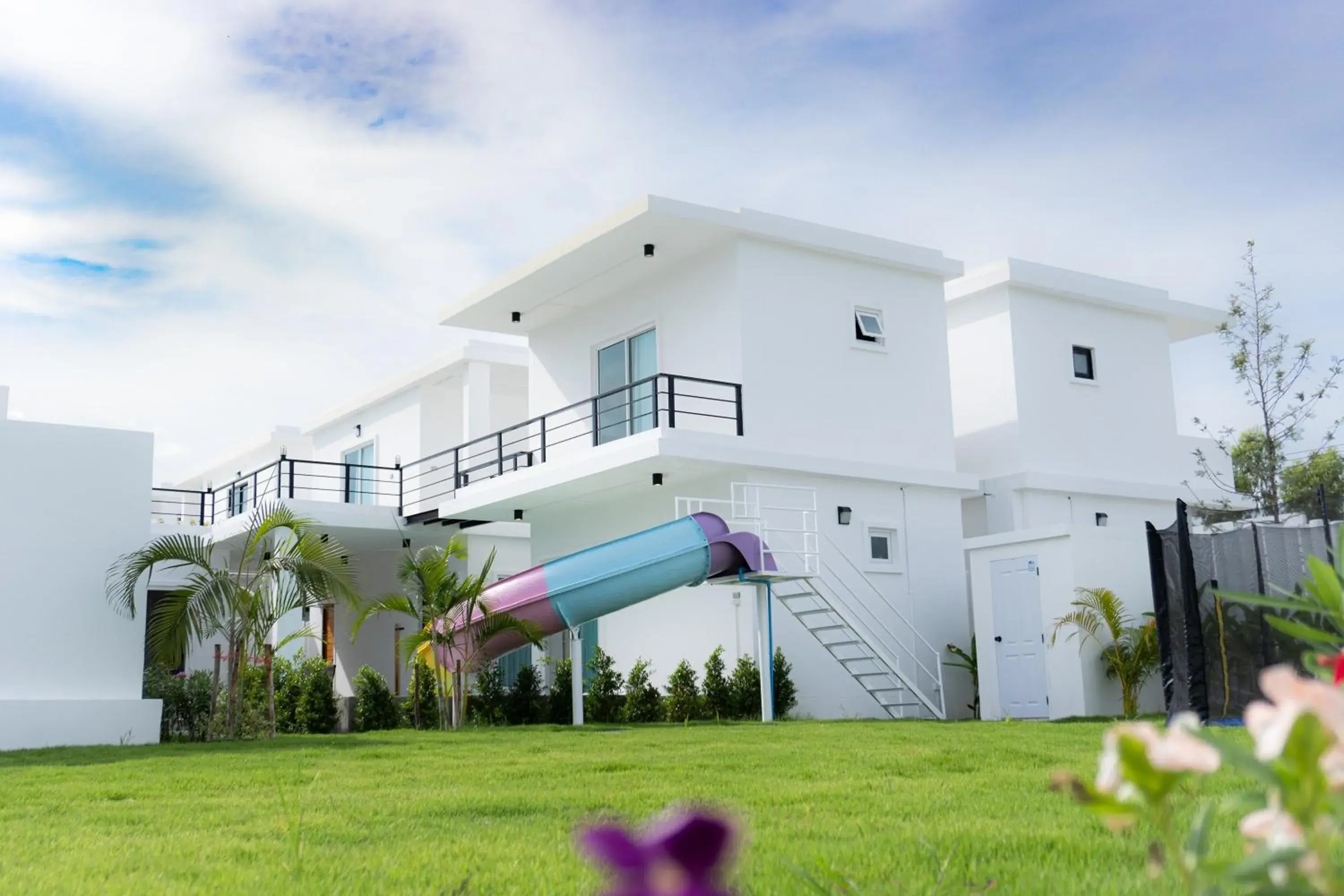 Property building in The Modern Pool Villa Hua Hin Property building in The Modern Pool Villa Hua Hin