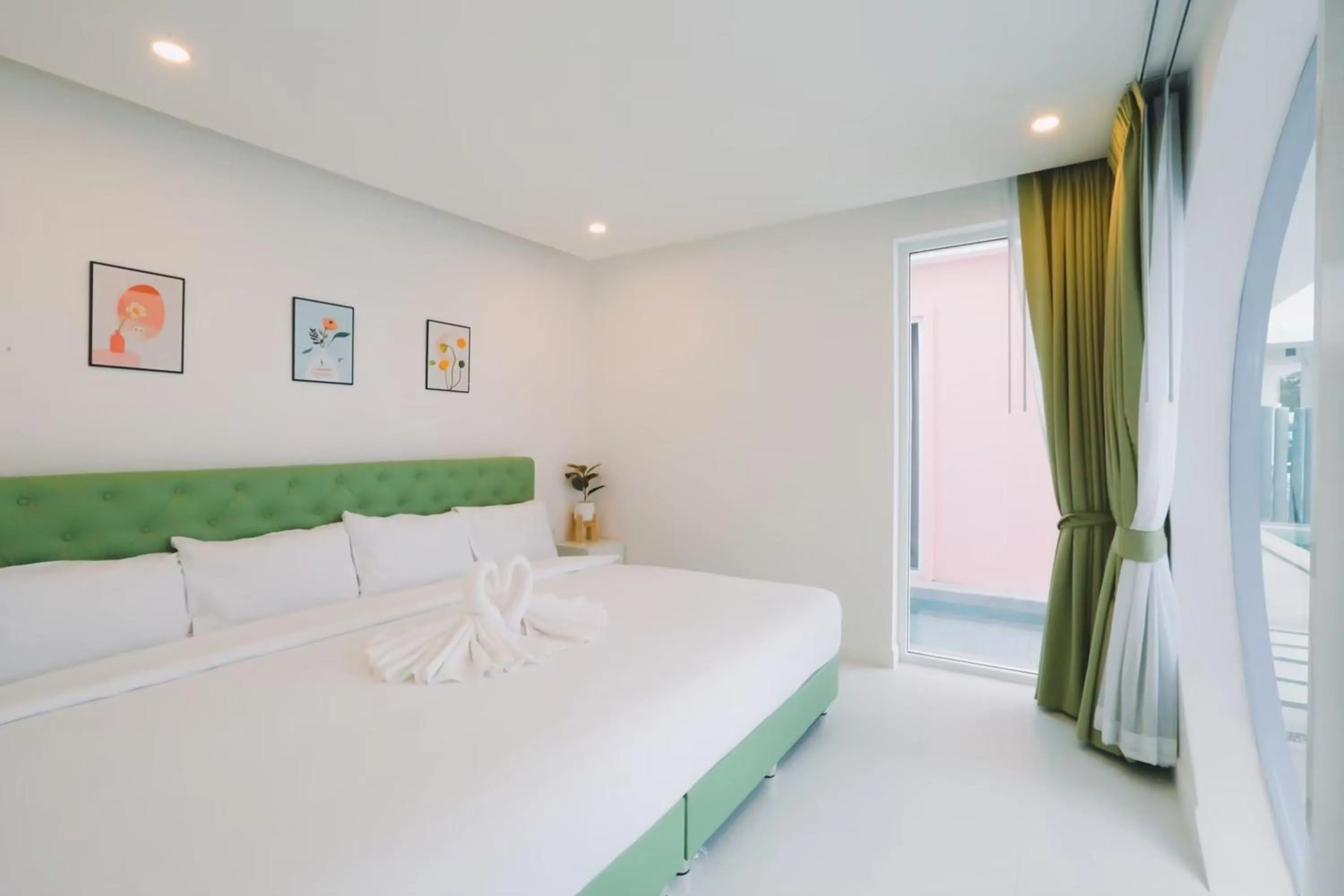 Bedroom, Bed in The Modern Pool Villa Hua Hin