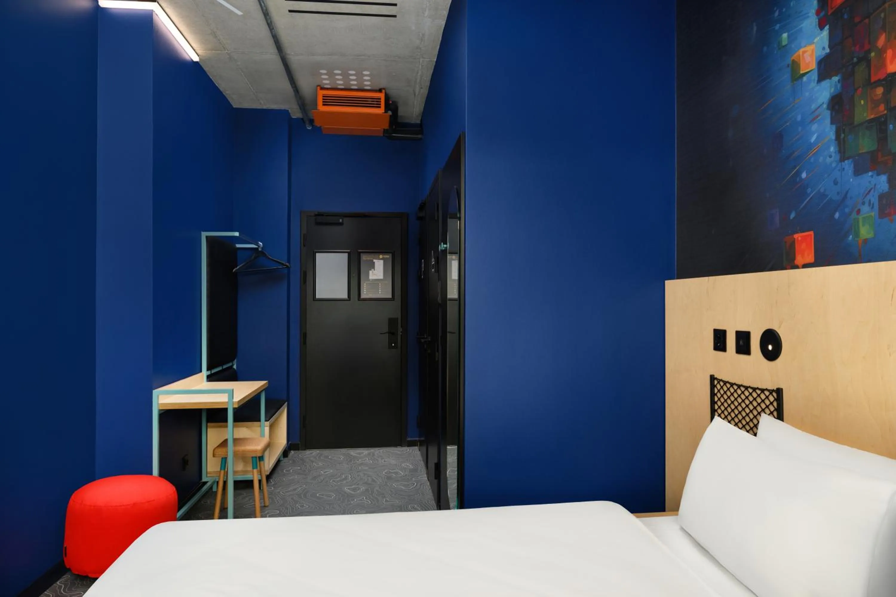 Bed in JO&JOE Budapest