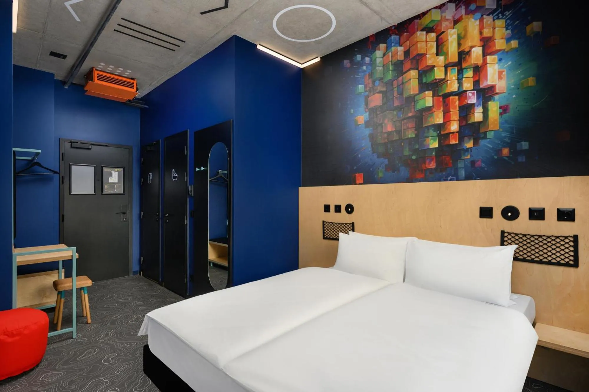 Bed in JO&JOE Budapest