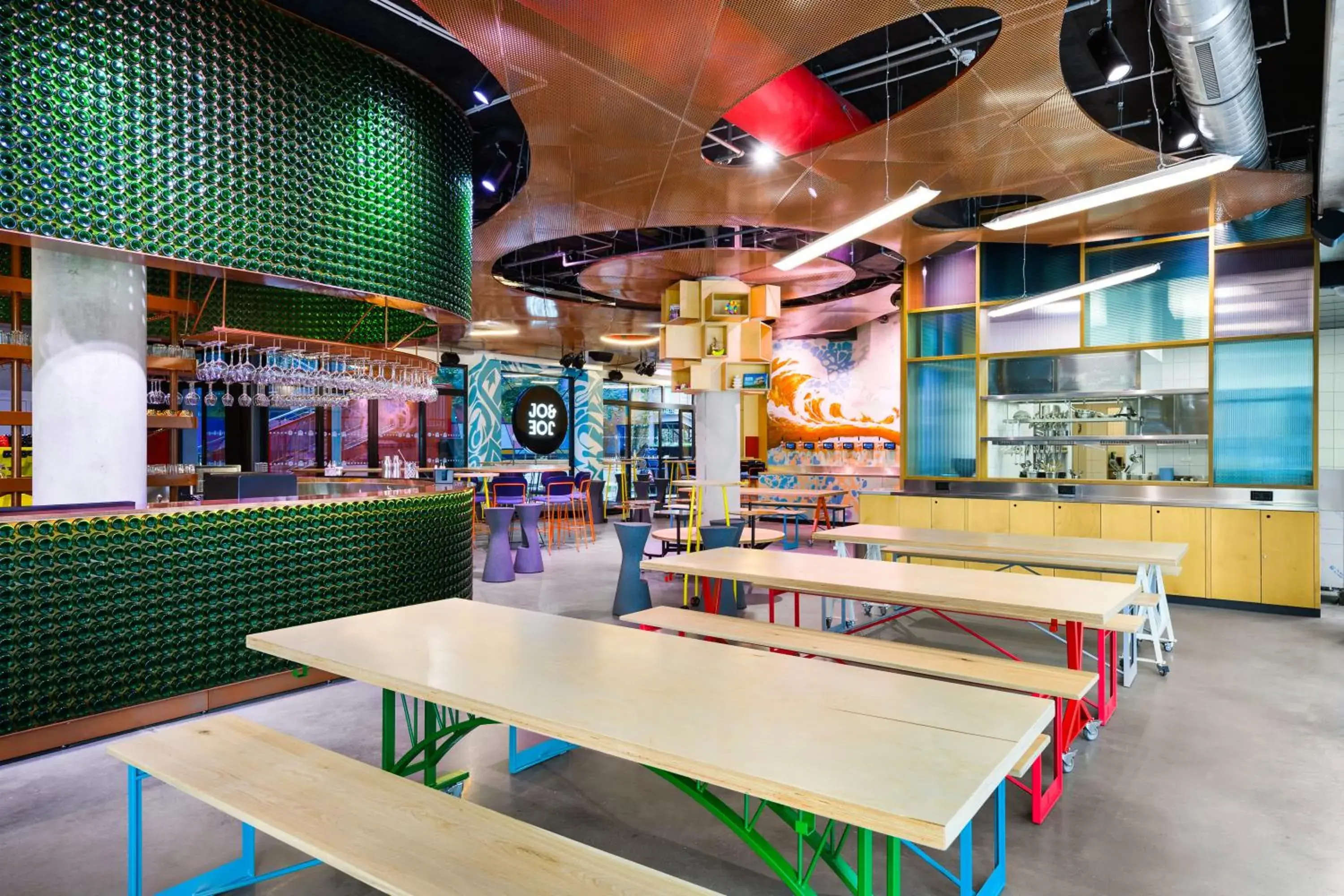 Lounge or bar in JO&JOE Budapest Lounge or bar in JO&JOE Budapest