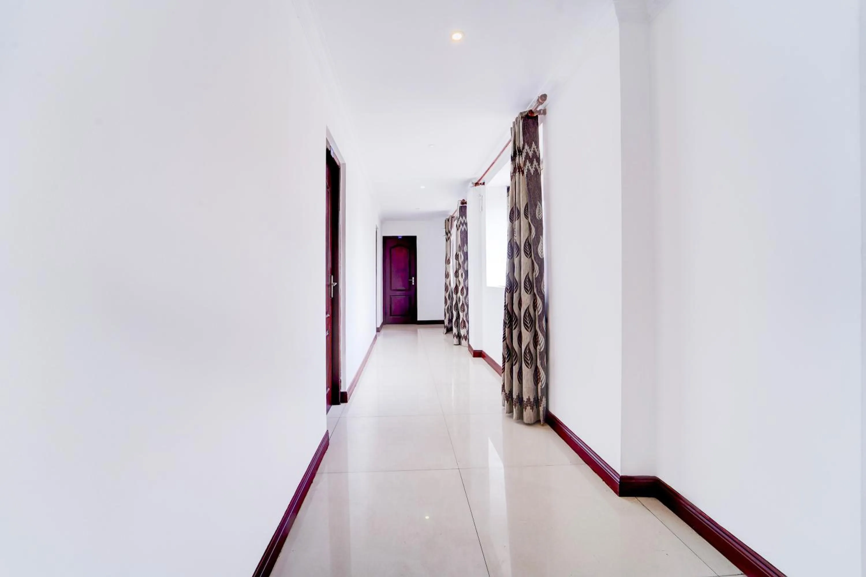 Lobby or reception in Super Hotel O DH Road Ernakulam