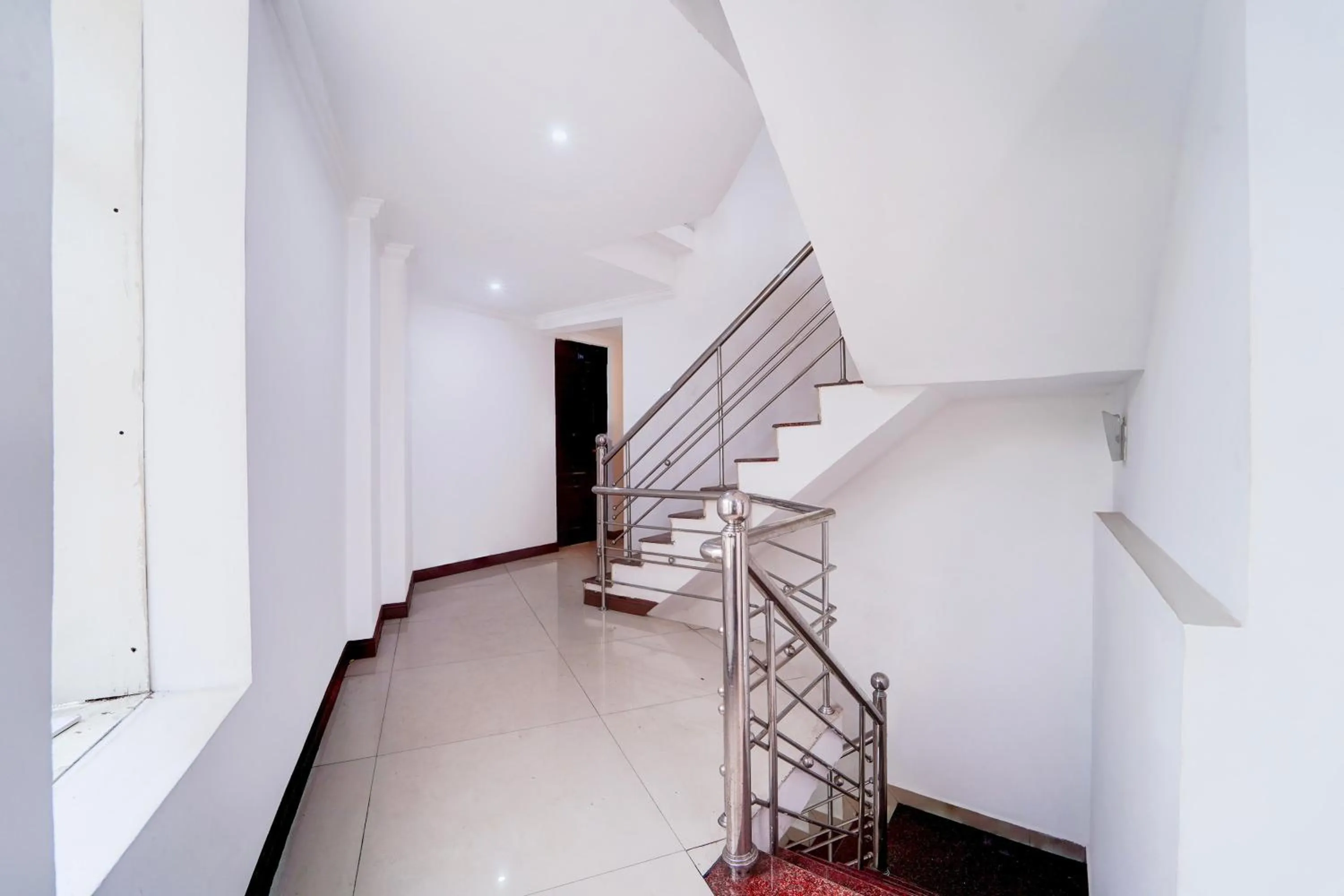 Lobby or reception in Super Hotel O DH Road Ernakulam