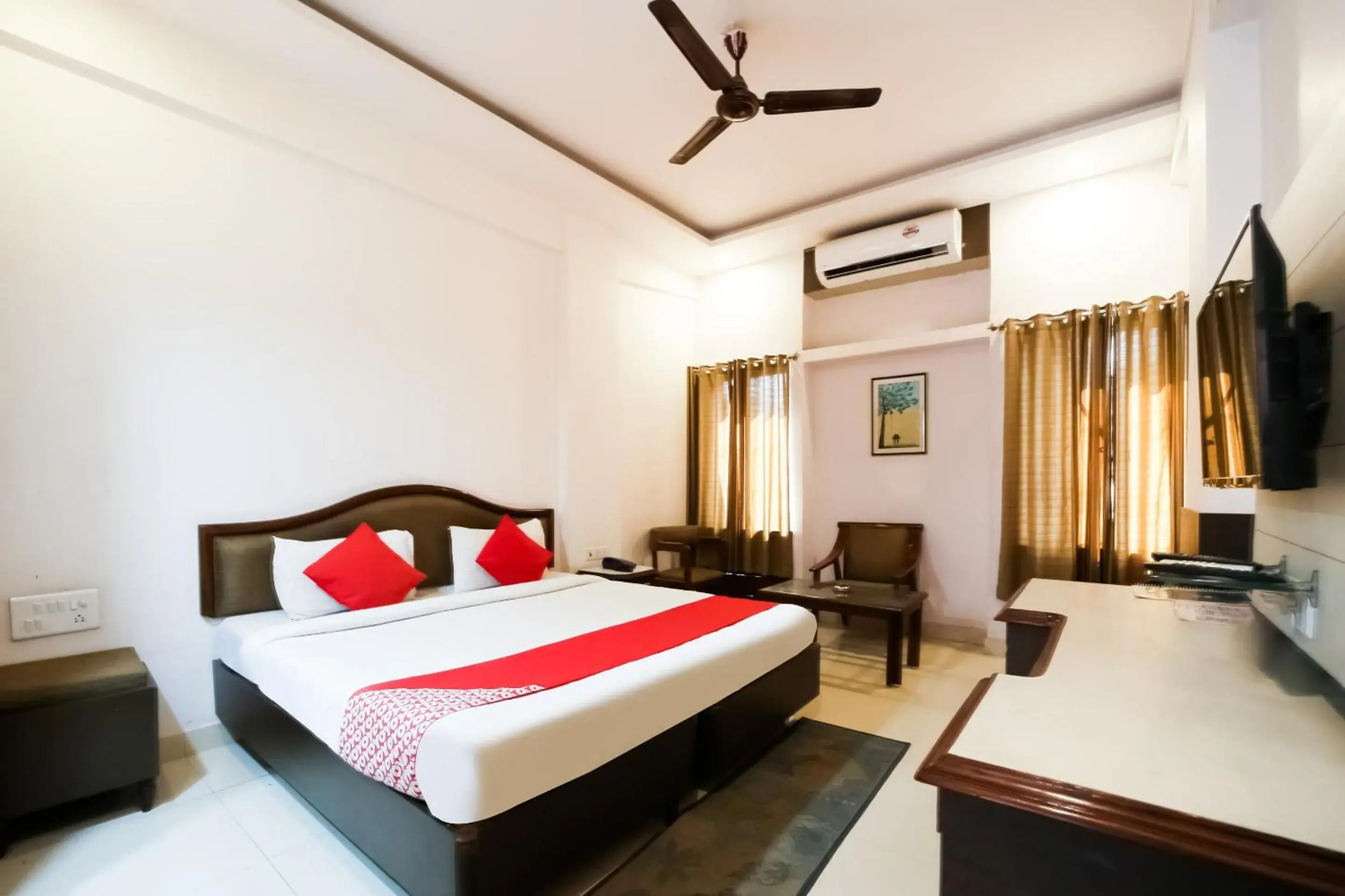 Bedroom, Bed in Hotel Utsav Bedroom, Bed in Hotel Utsav