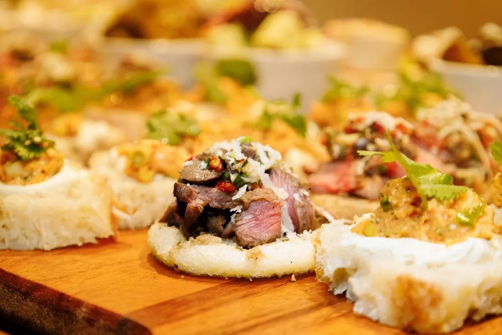 Restaurant/places to eat in Mpilo Boutique Hotel