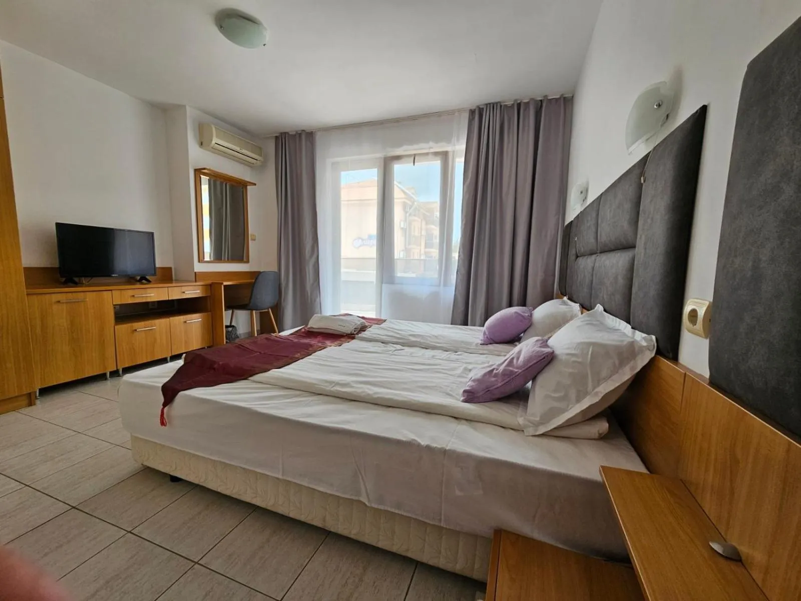 Mirage Family Hotel
