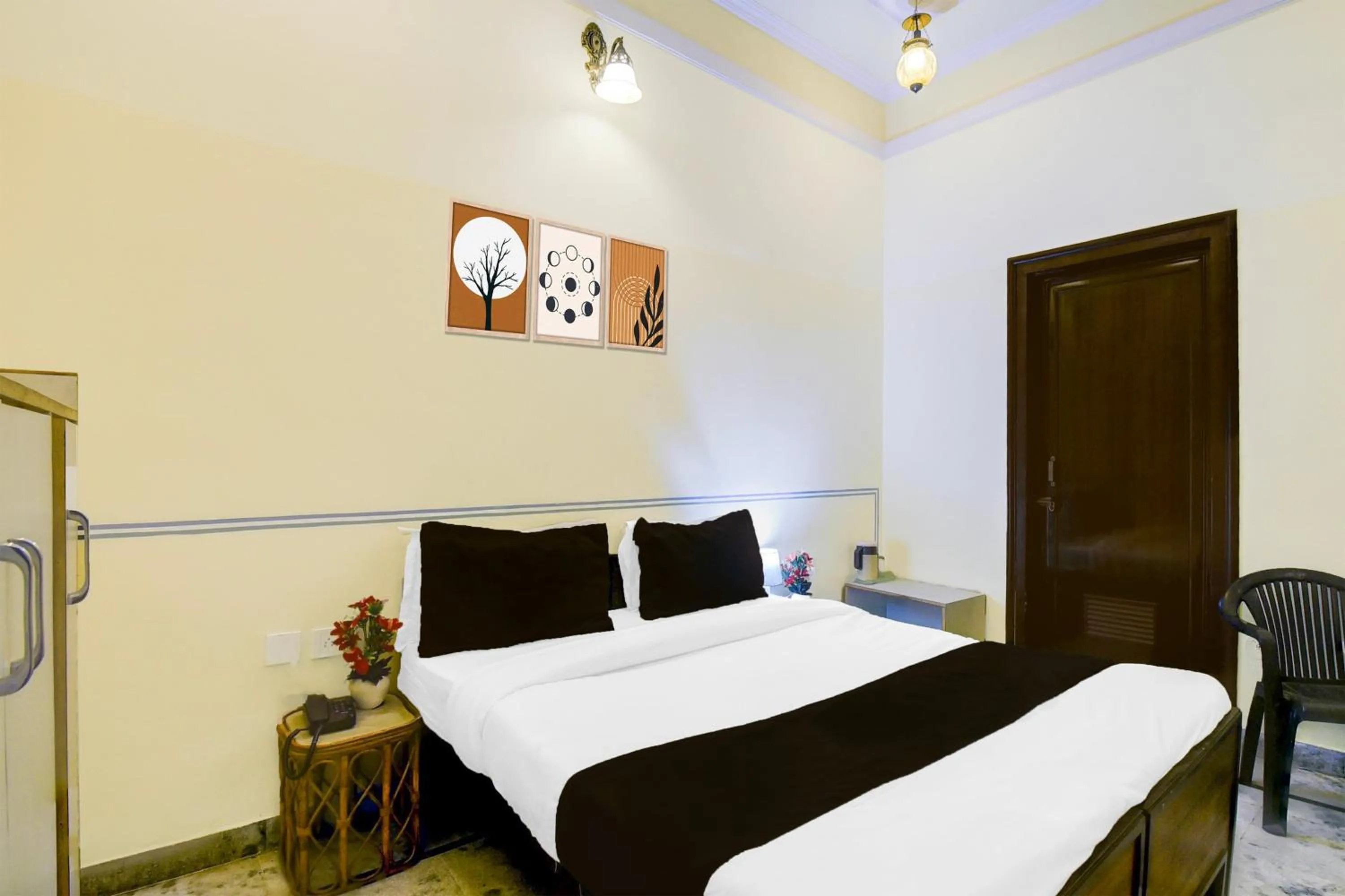 Classic Triple Room - single occupancy in Super Hotel O Sikar Road Jaipur Formerly Garg Niwas