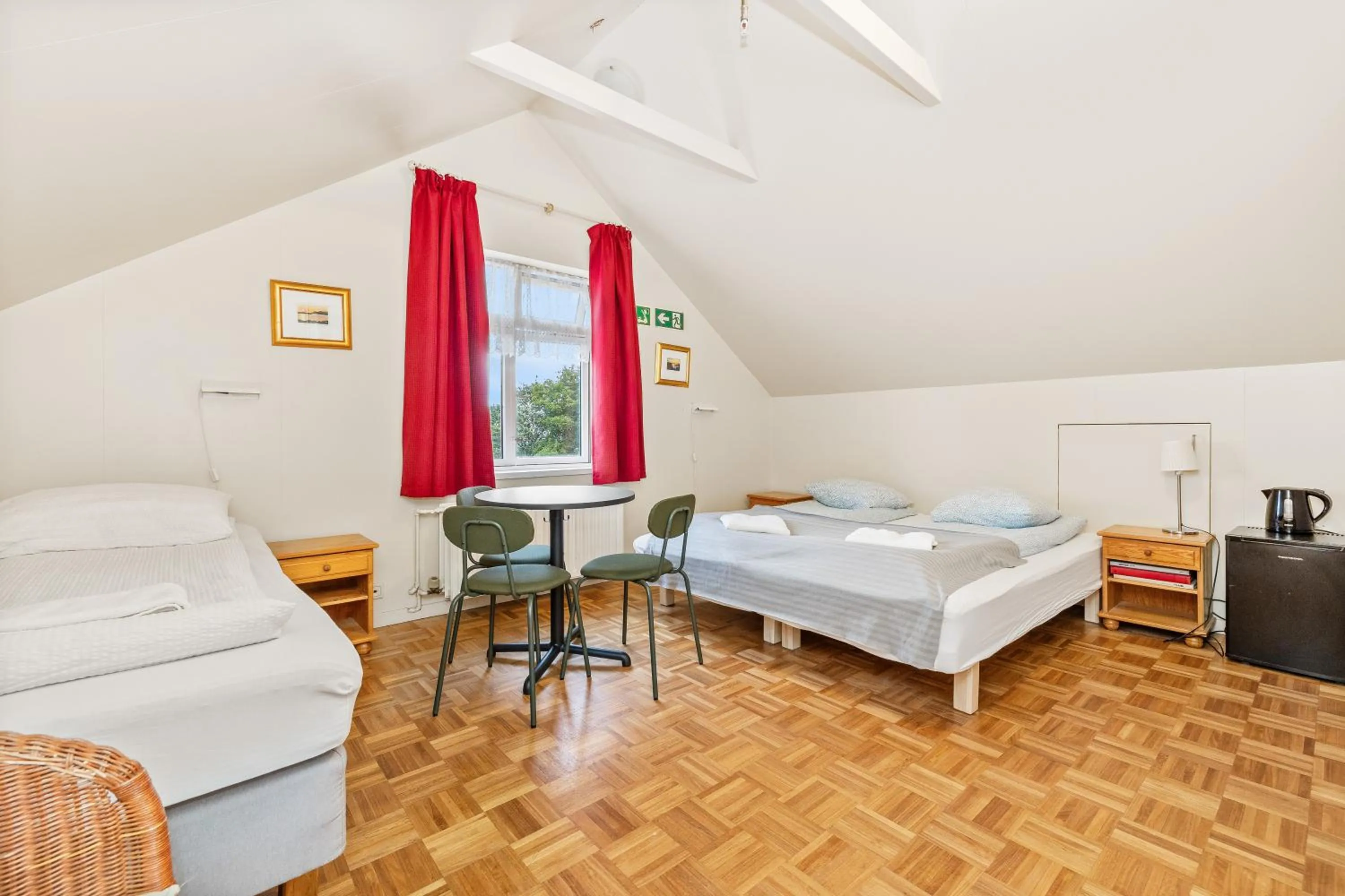 Coffee/tea facilities, Bed in Downtown Reykjavík Baldursbrá Guesthouse