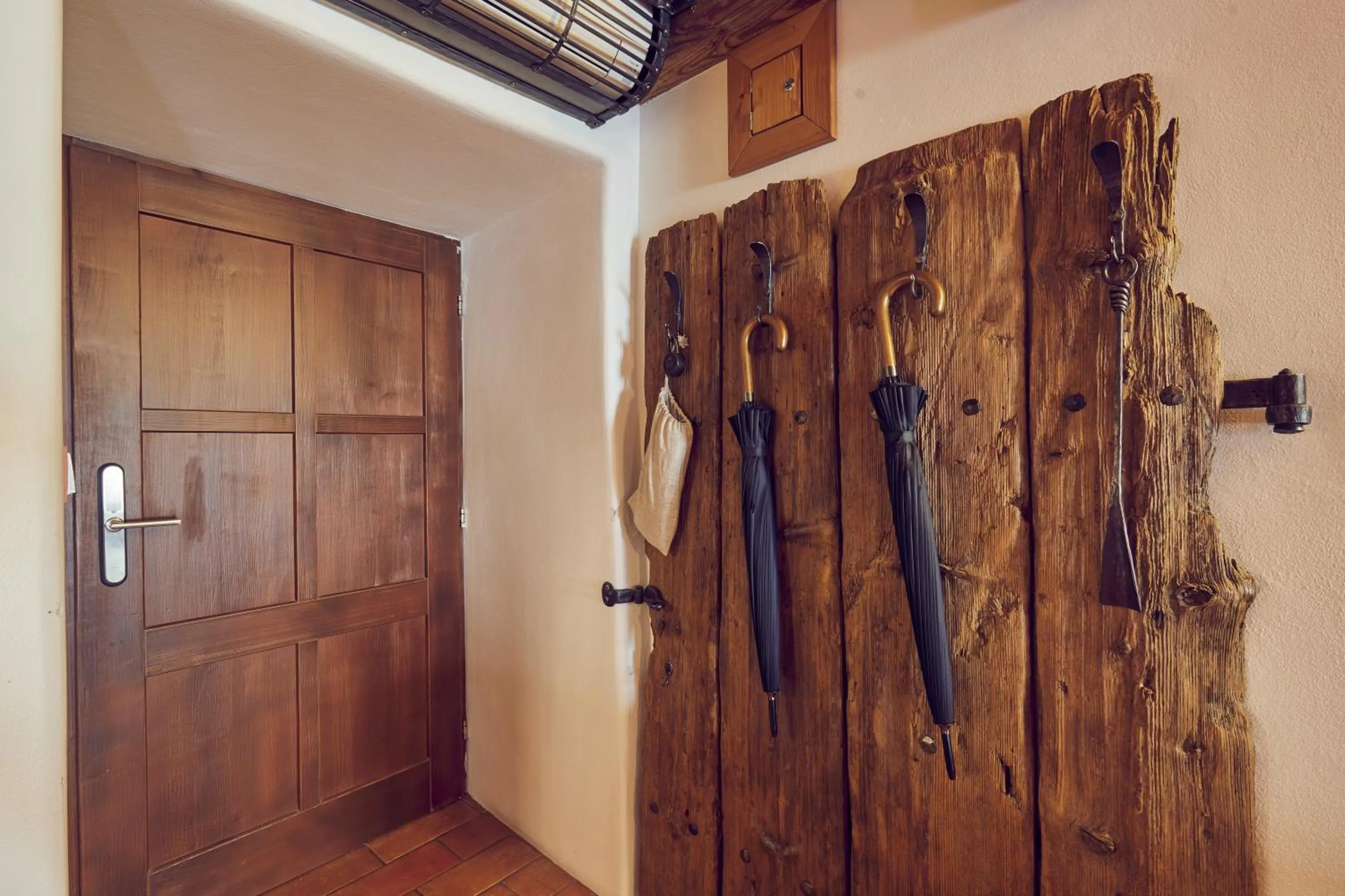 Decorative detail in Mill Apartments