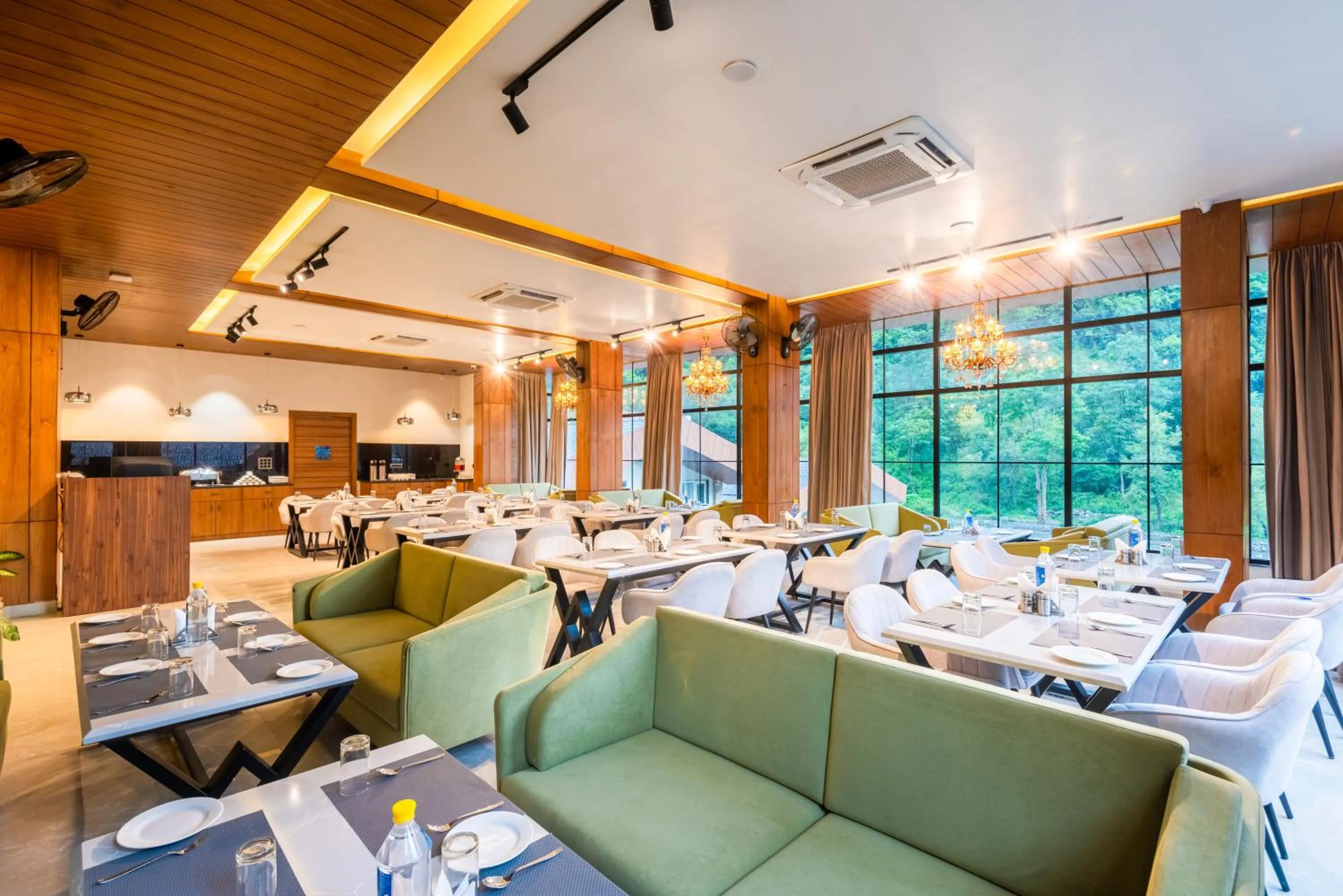 Restaurant/places to eat in DLS Divine River Resort and Spa, Rishikesh