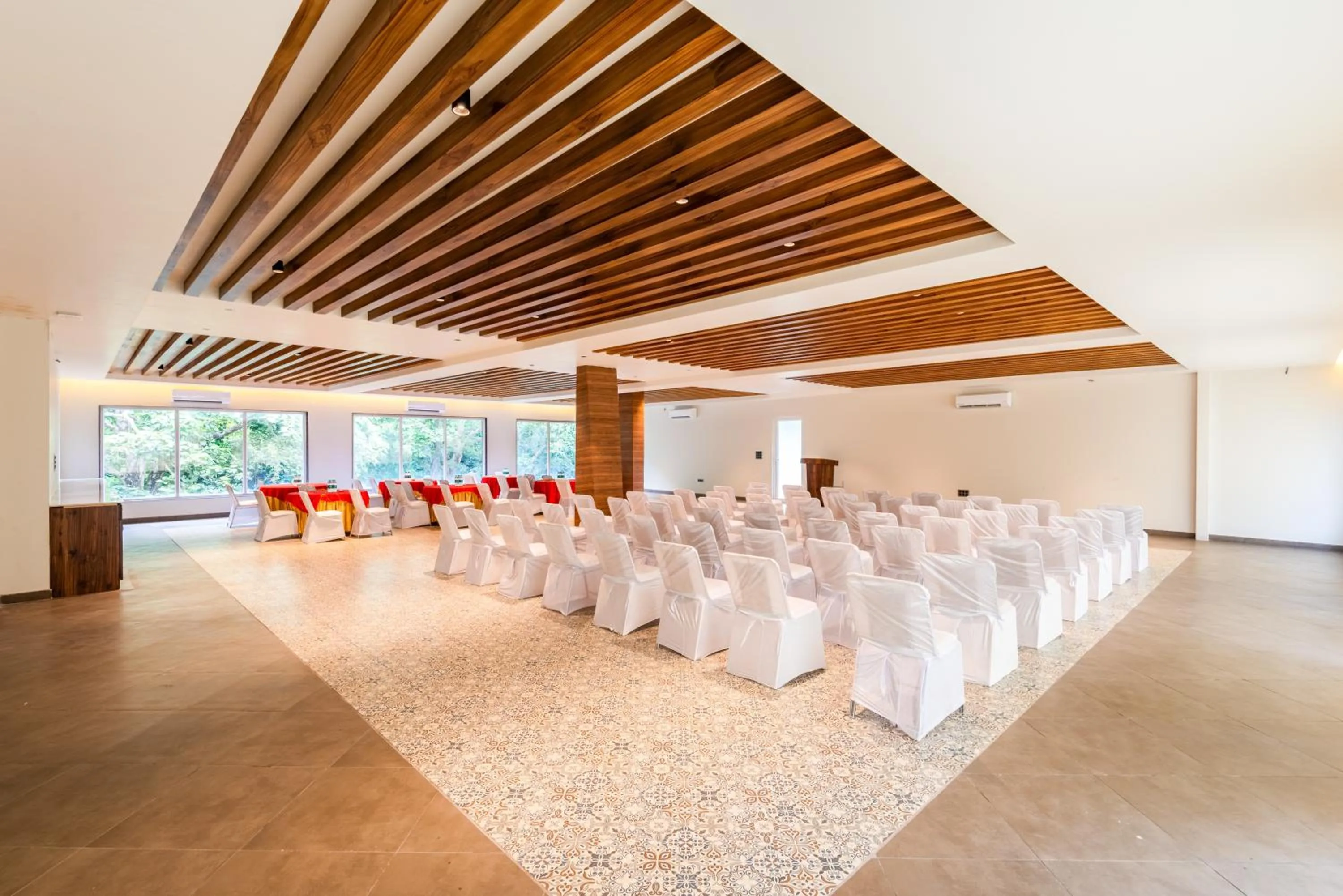 Banquet/Function facilities in DLS Divine River Resort and Spa, Rishikesh