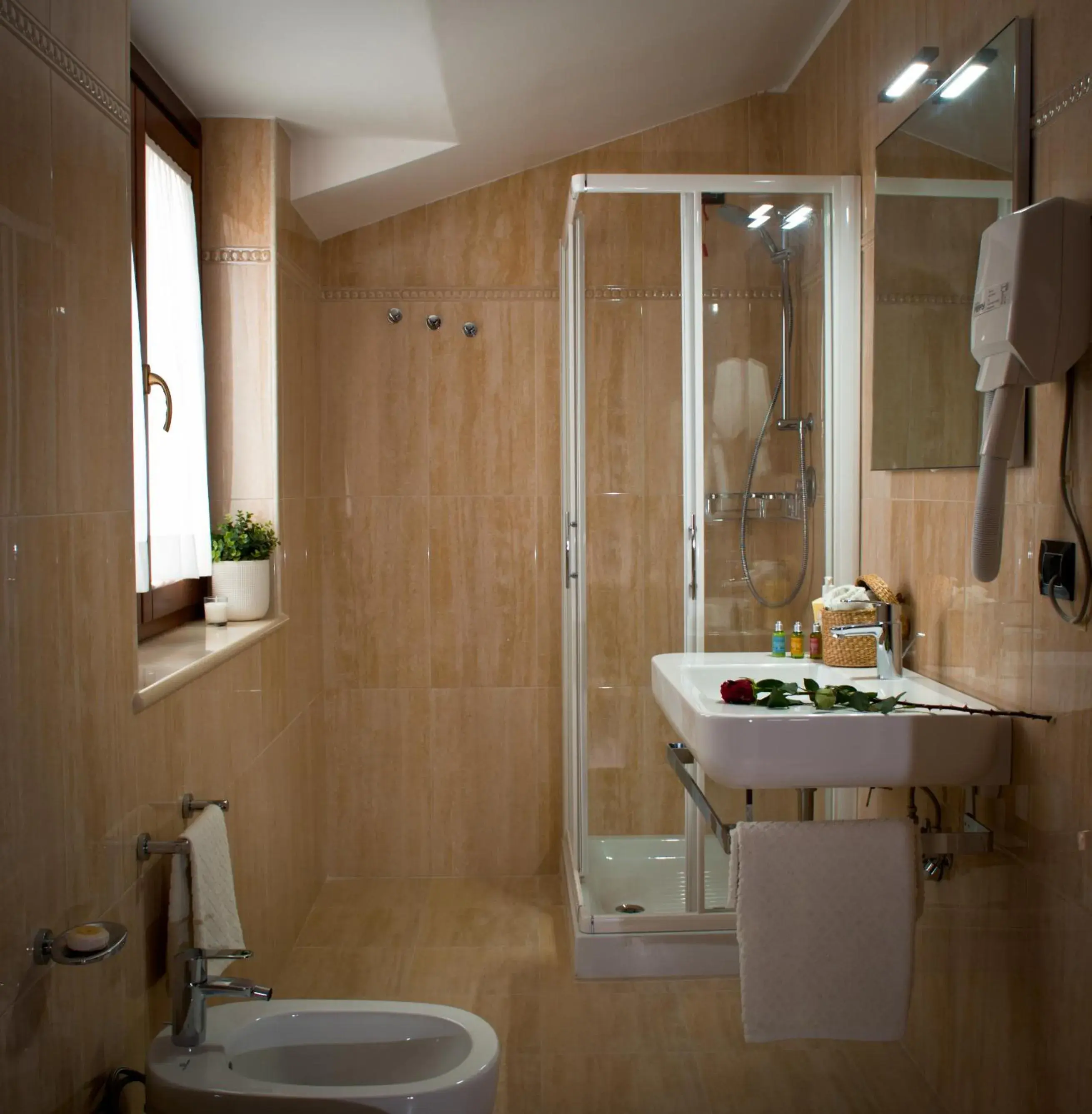 Single Room in Hotel San Berardo Single Room in Hotel San Berardo