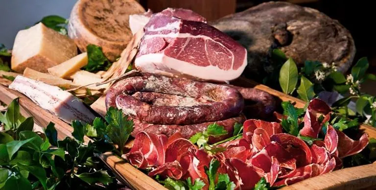Restaurant/places to eat in Managheri Wine Bar