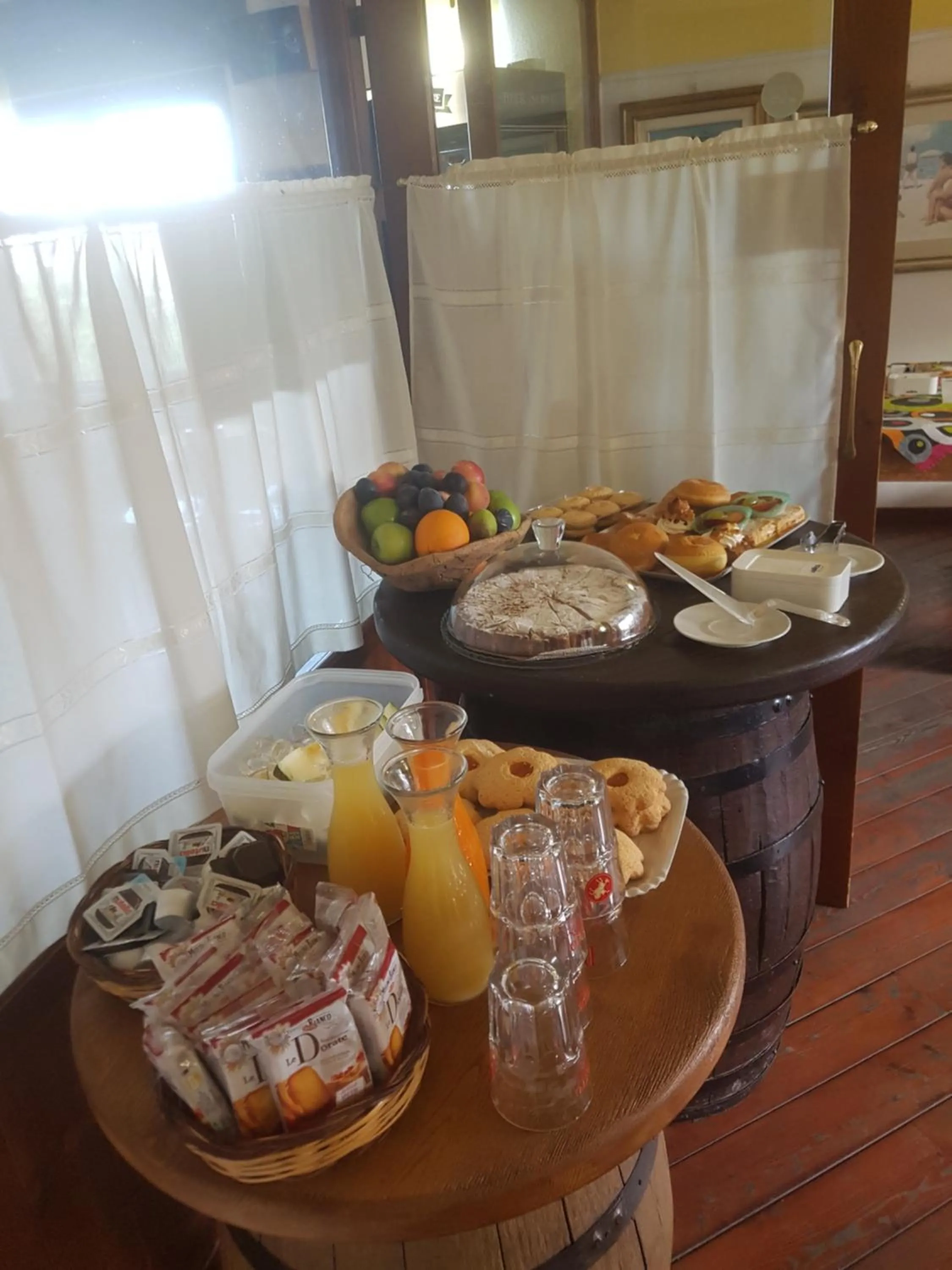 Breakfast in Managheri Wine Bar