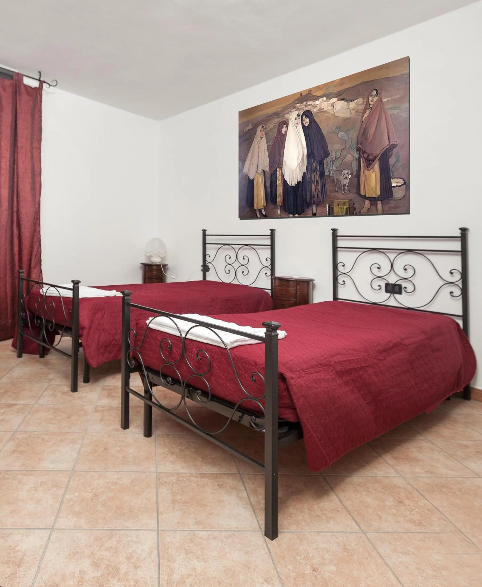 Photo of the whole room, Bed in Managheri Wine Bar