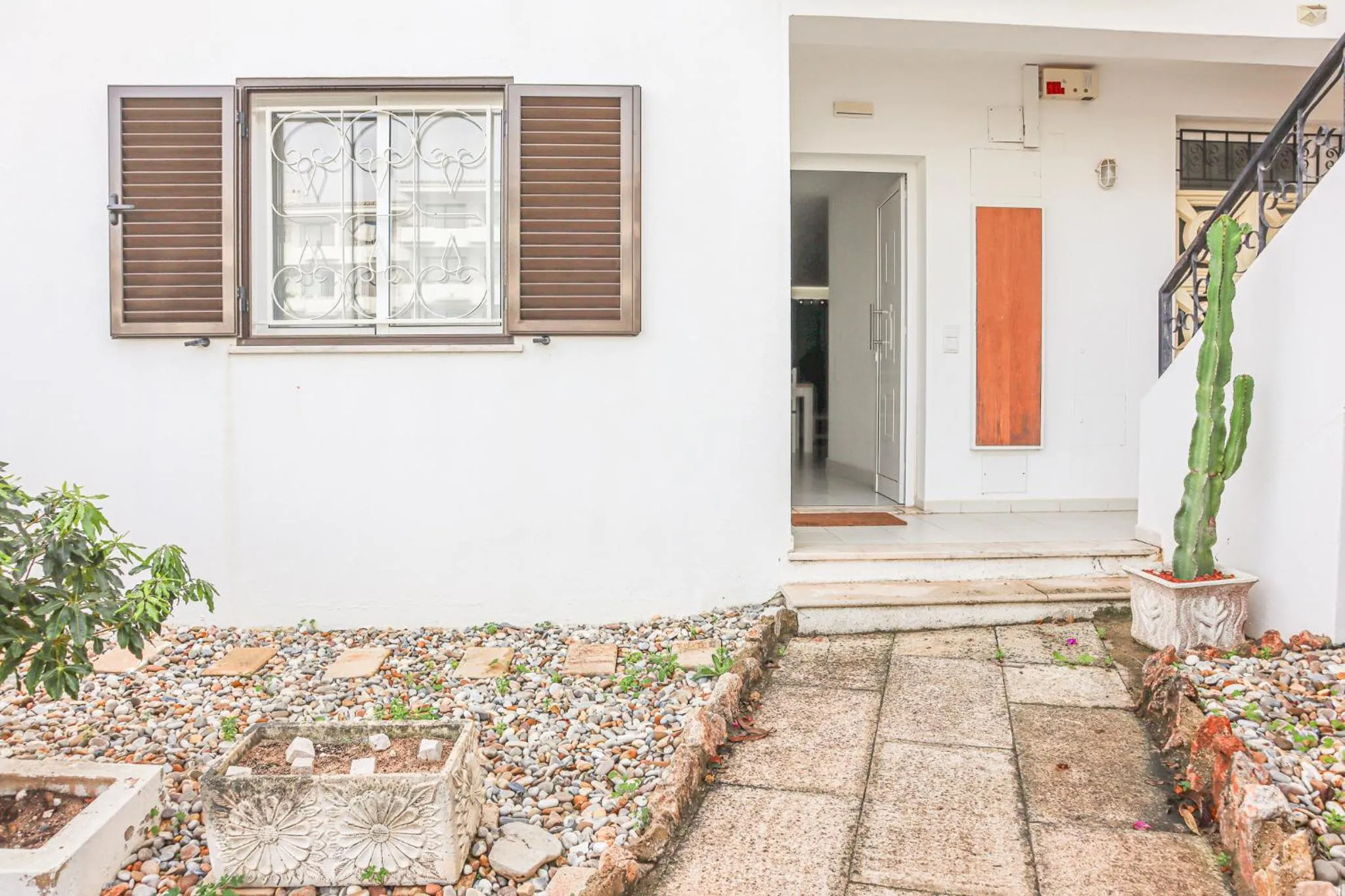 Property building in Solar dos Vilarinhos - By bedzy
