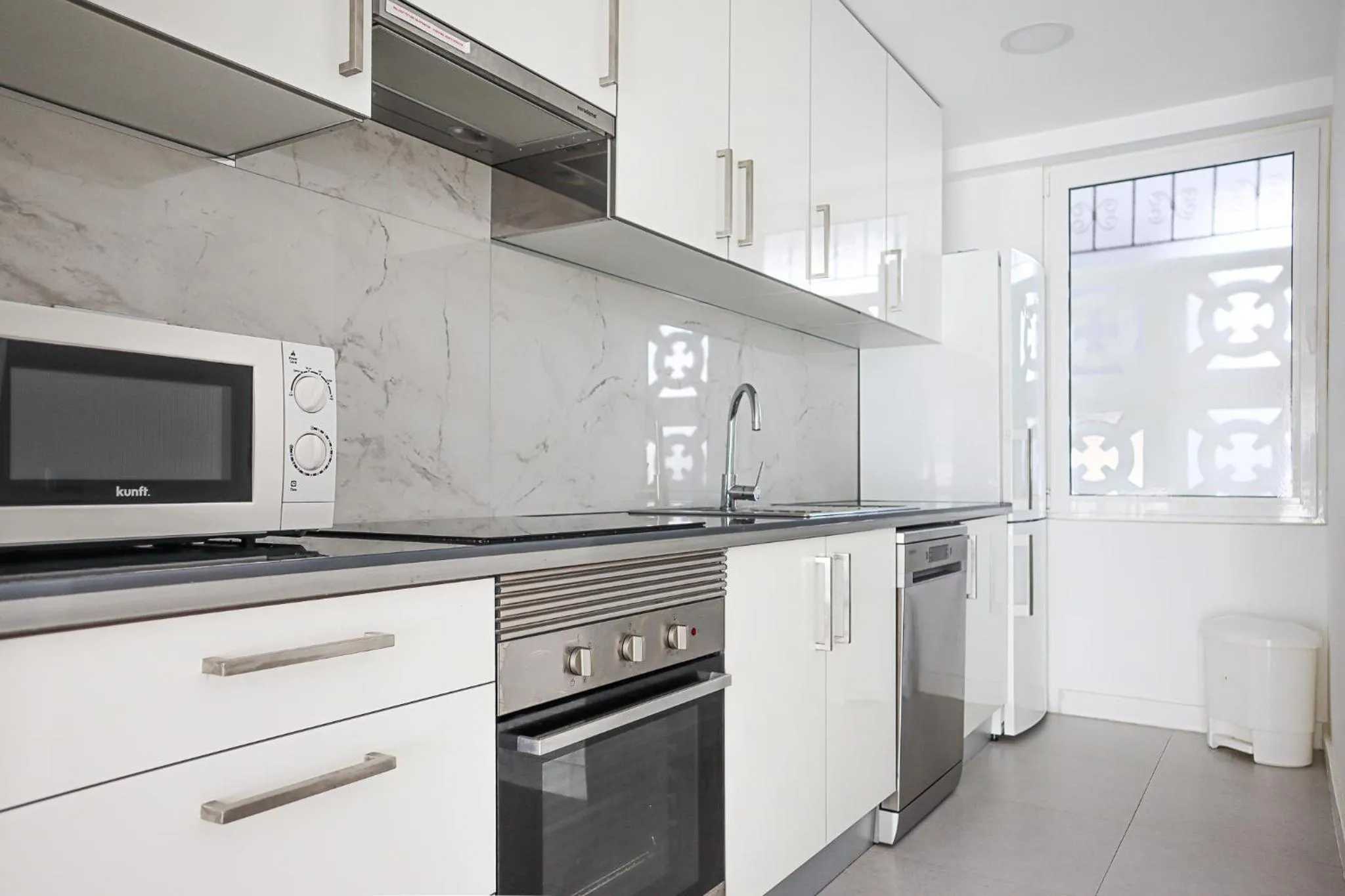 Kitchen or kitchenette in Solar dos Vilarinhos - By bedzy