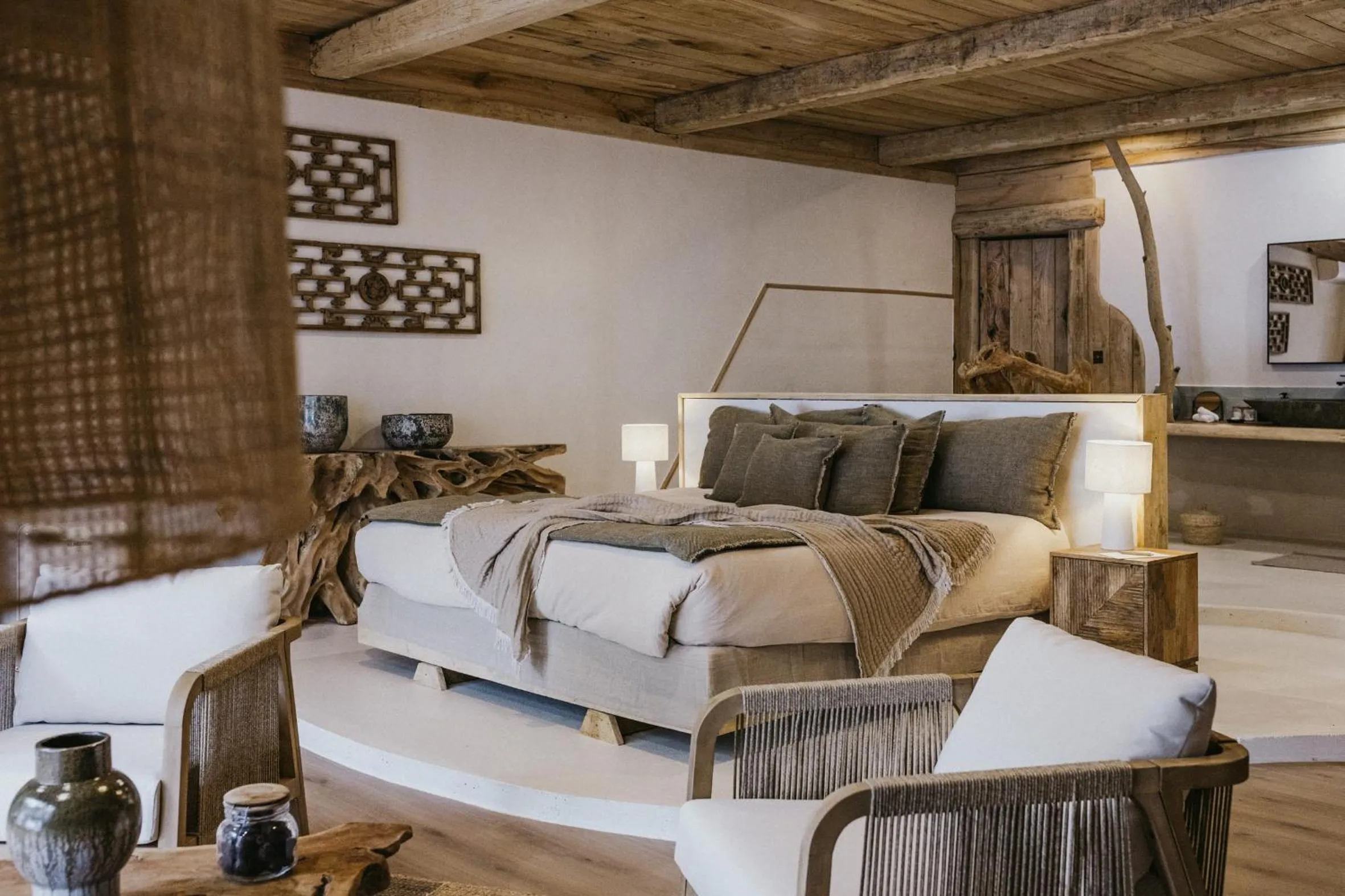 Bed in Lagnonu