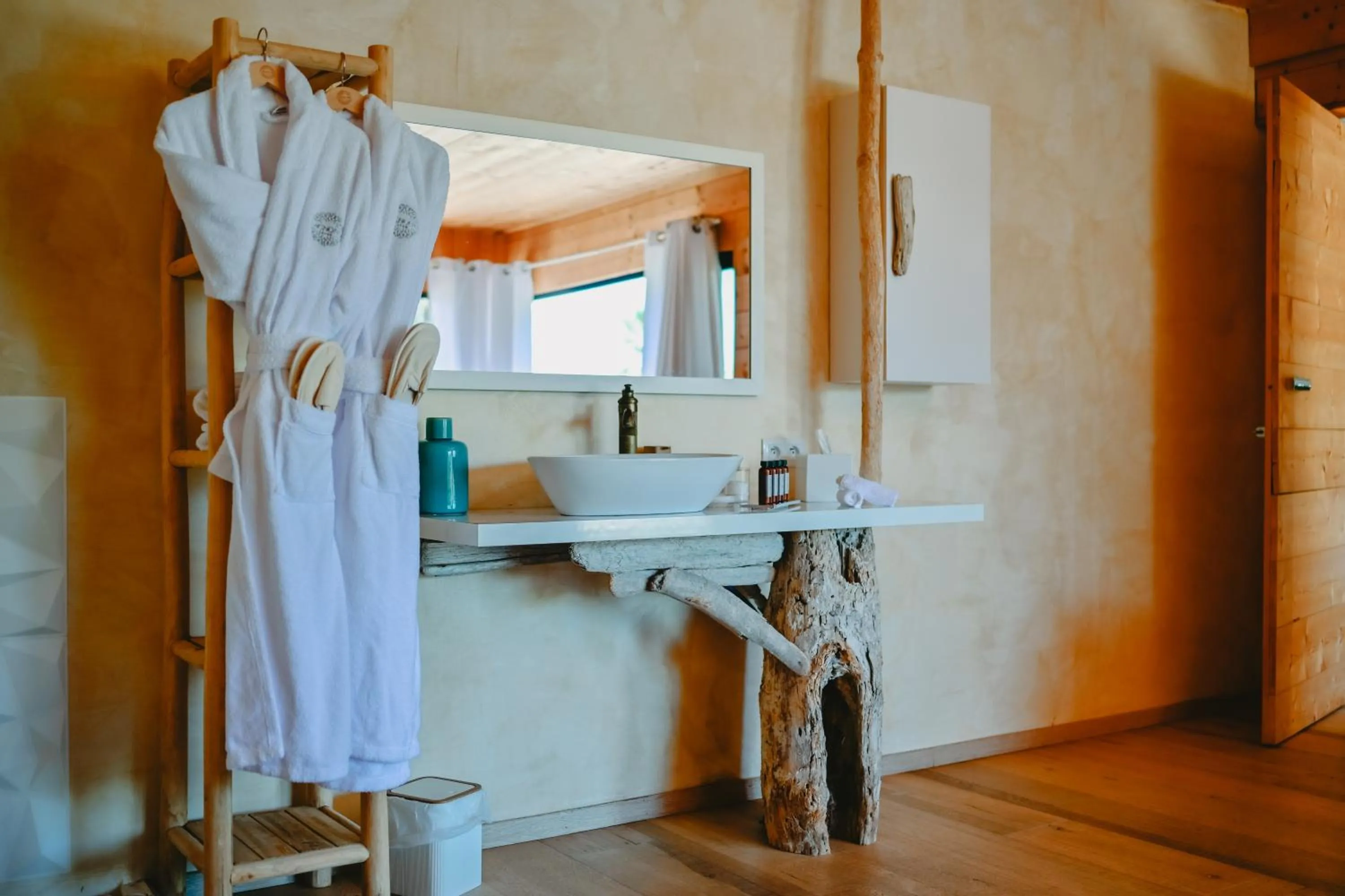 Bathroom in Lagnonu