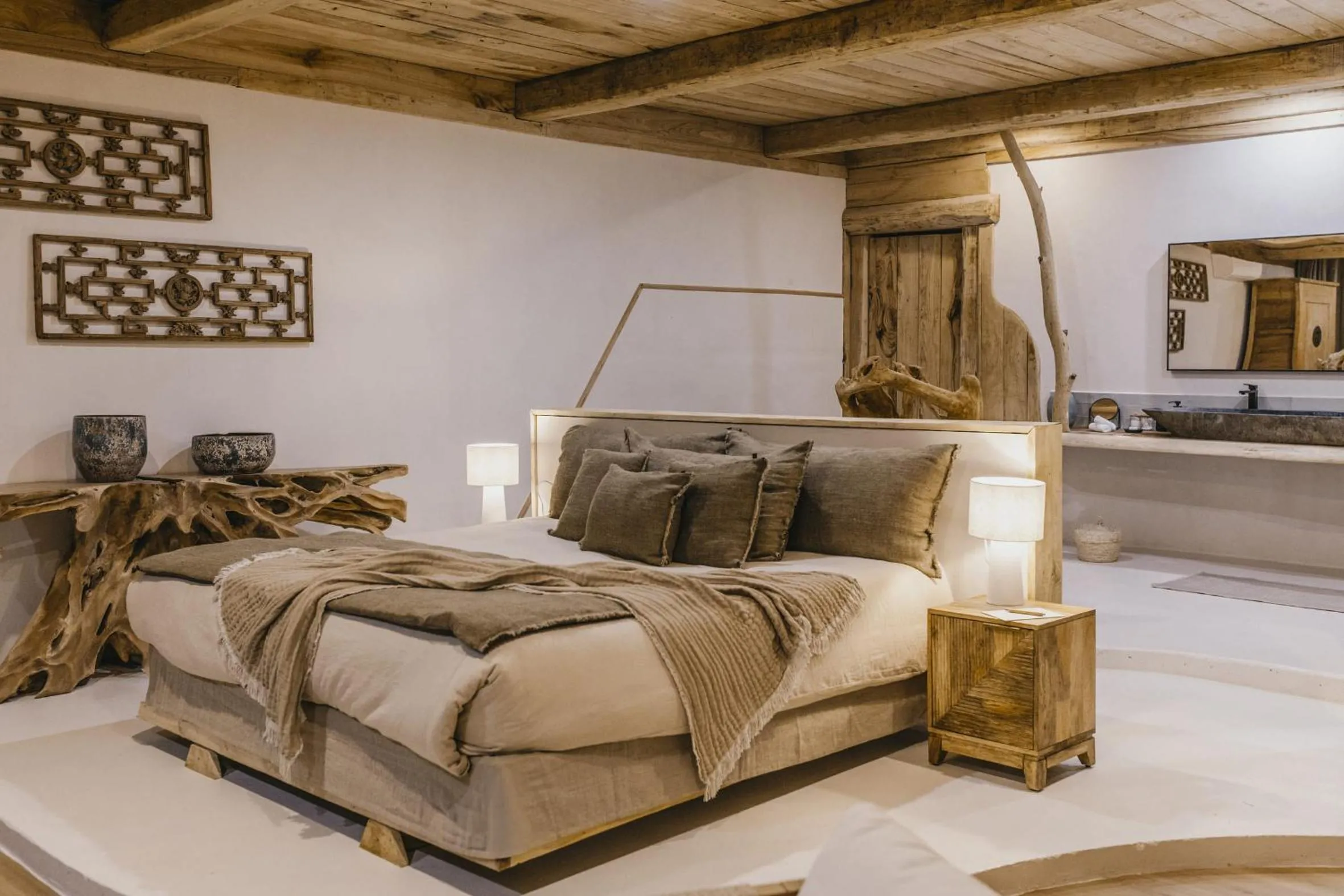 Bed in Lagnonu