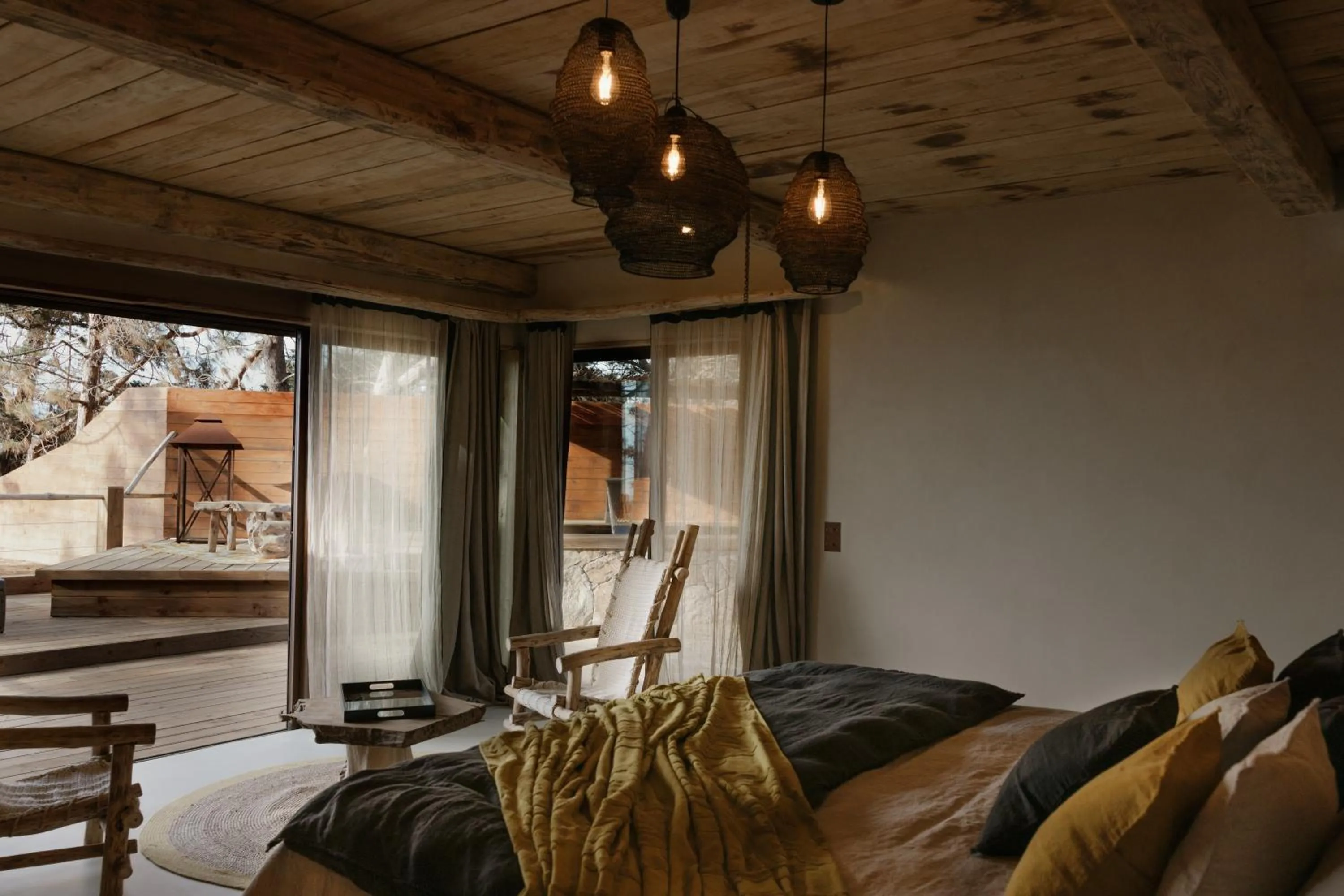 Bed in Lagnonu
