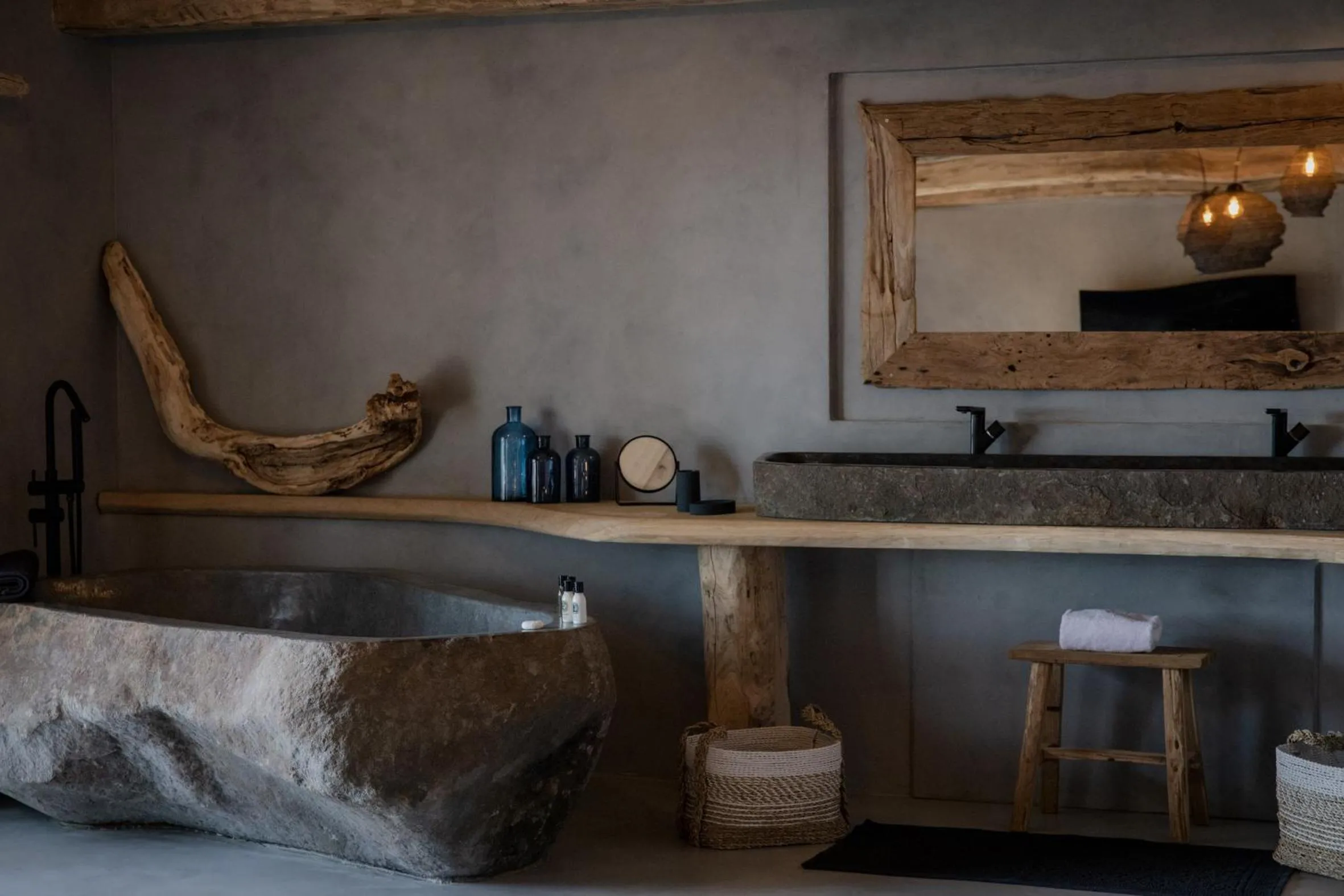 Bathroom in Lagnonu