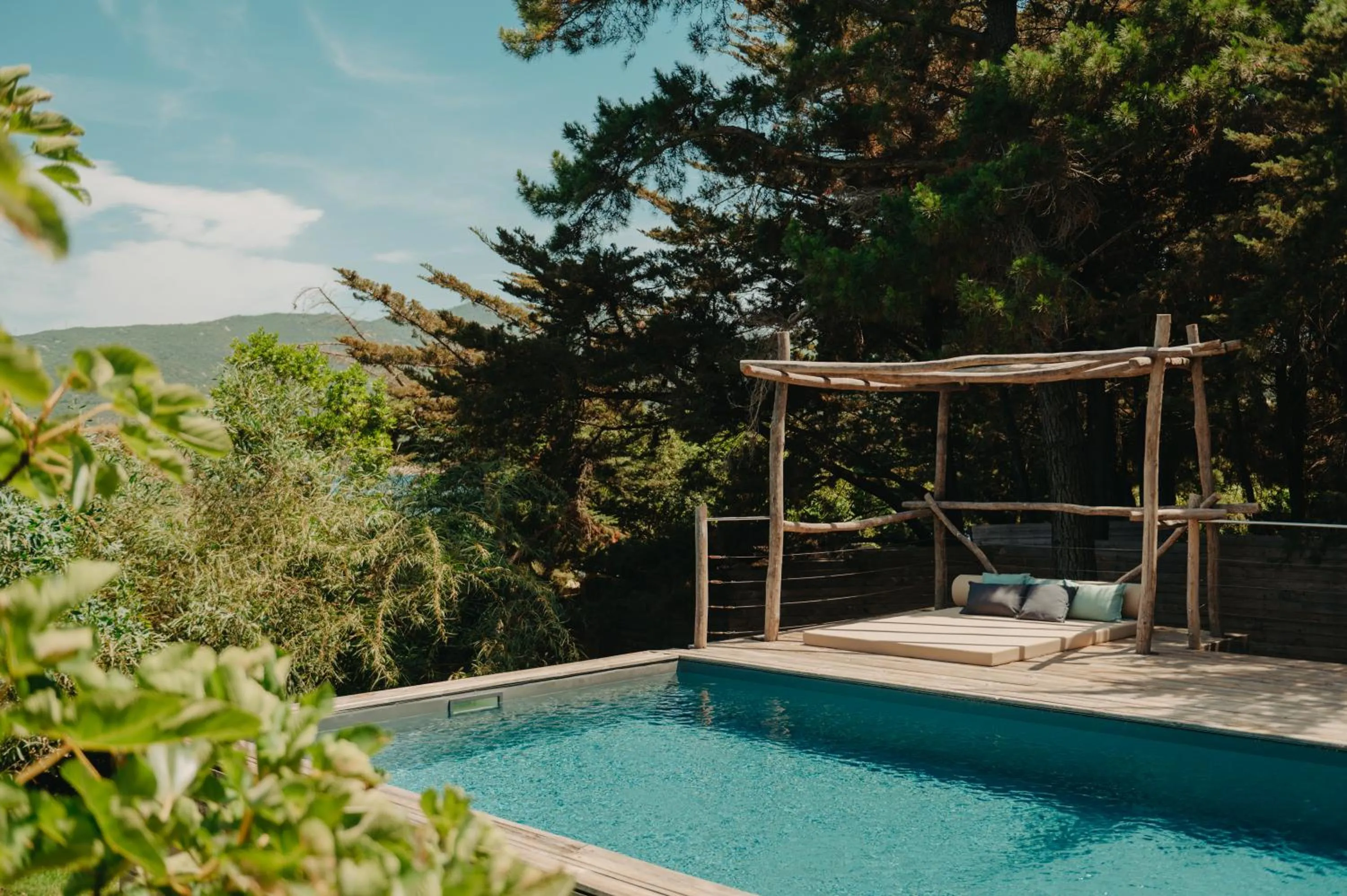 Swimming pool in Lagnonu