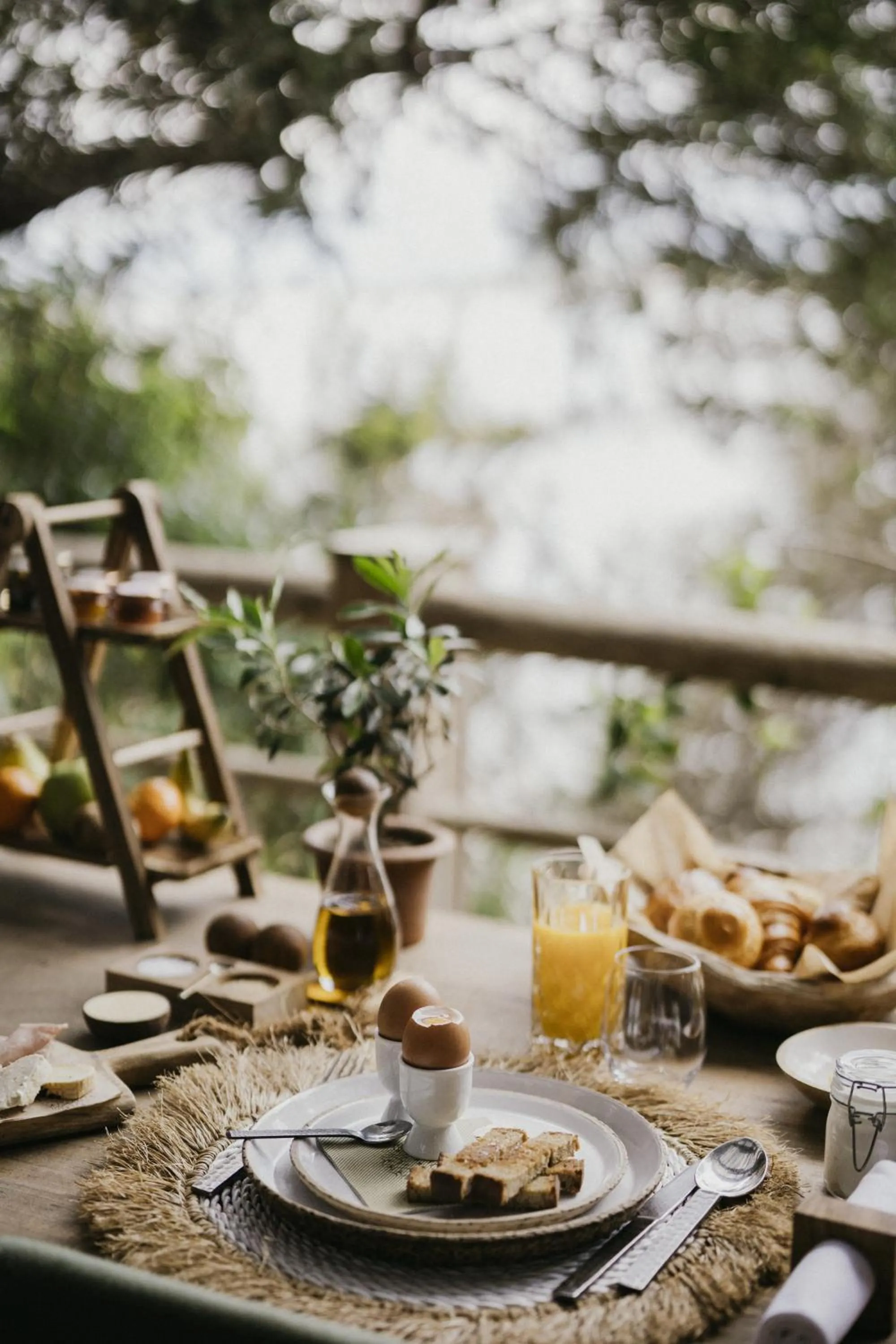 Restaurant/places to eat in Lagnonu