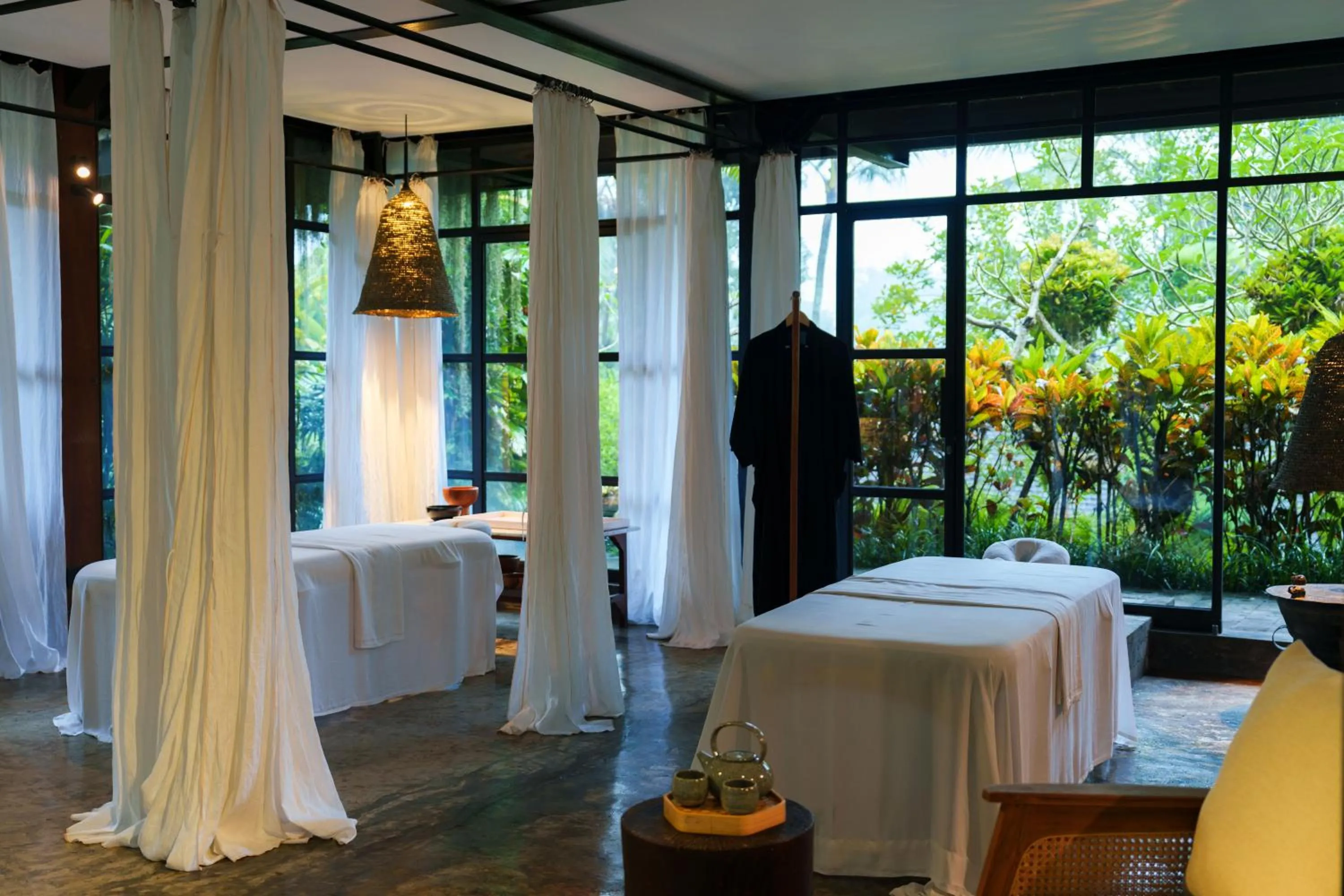Spa and wellness centre/facilities in Rumah Hujan