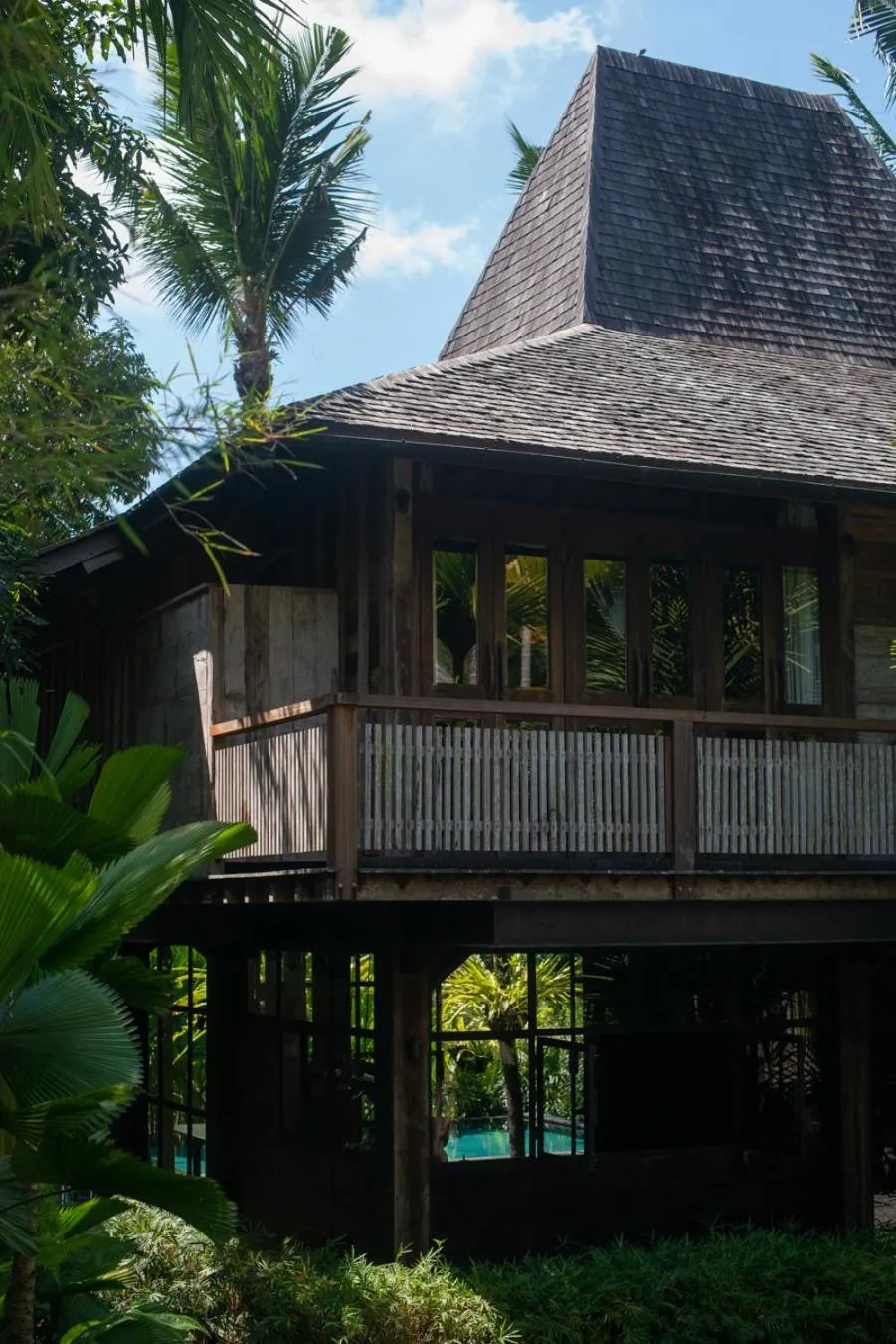 Property building in Rumah Hujan