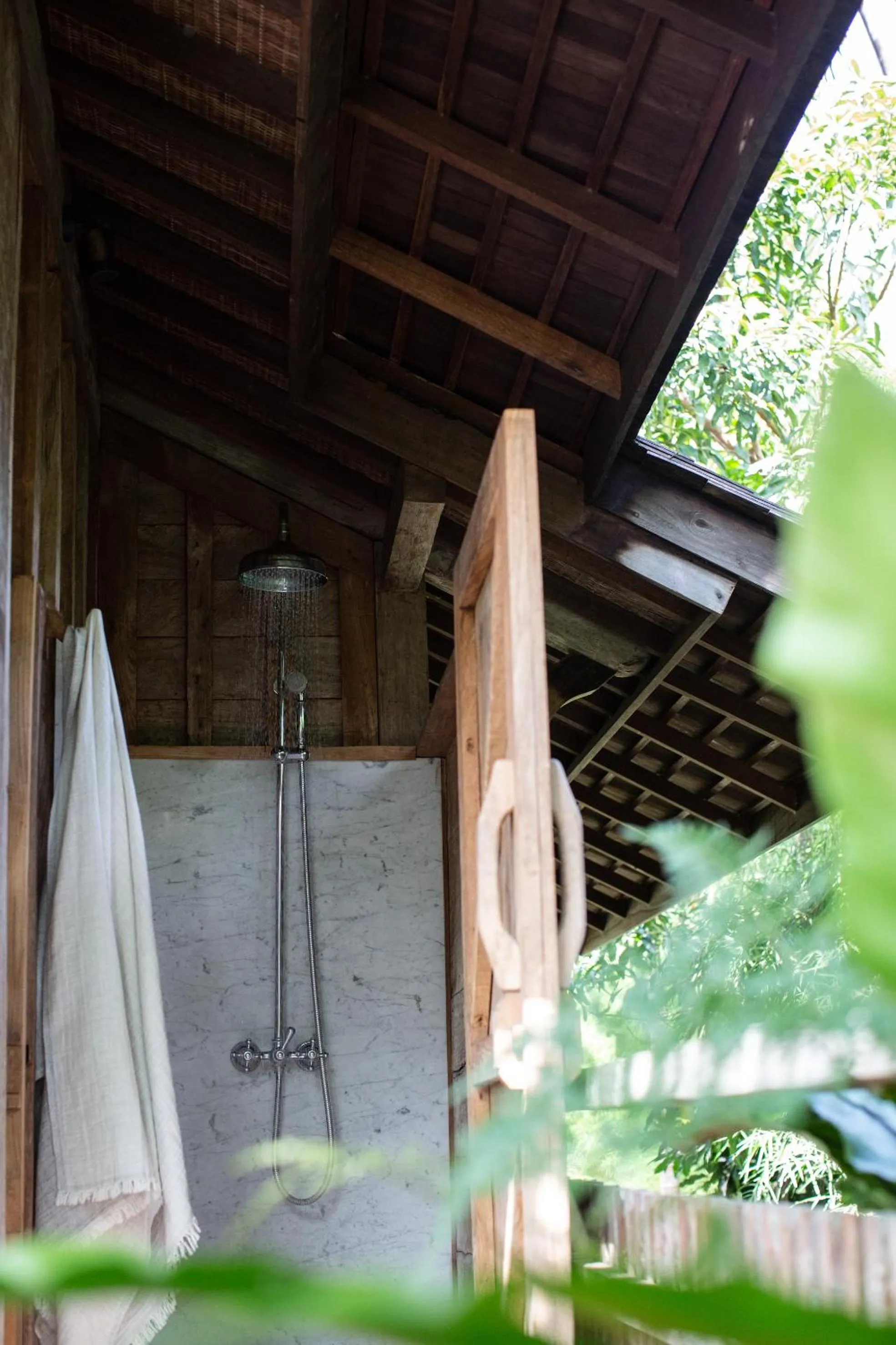 Shower in Rumah Hujan