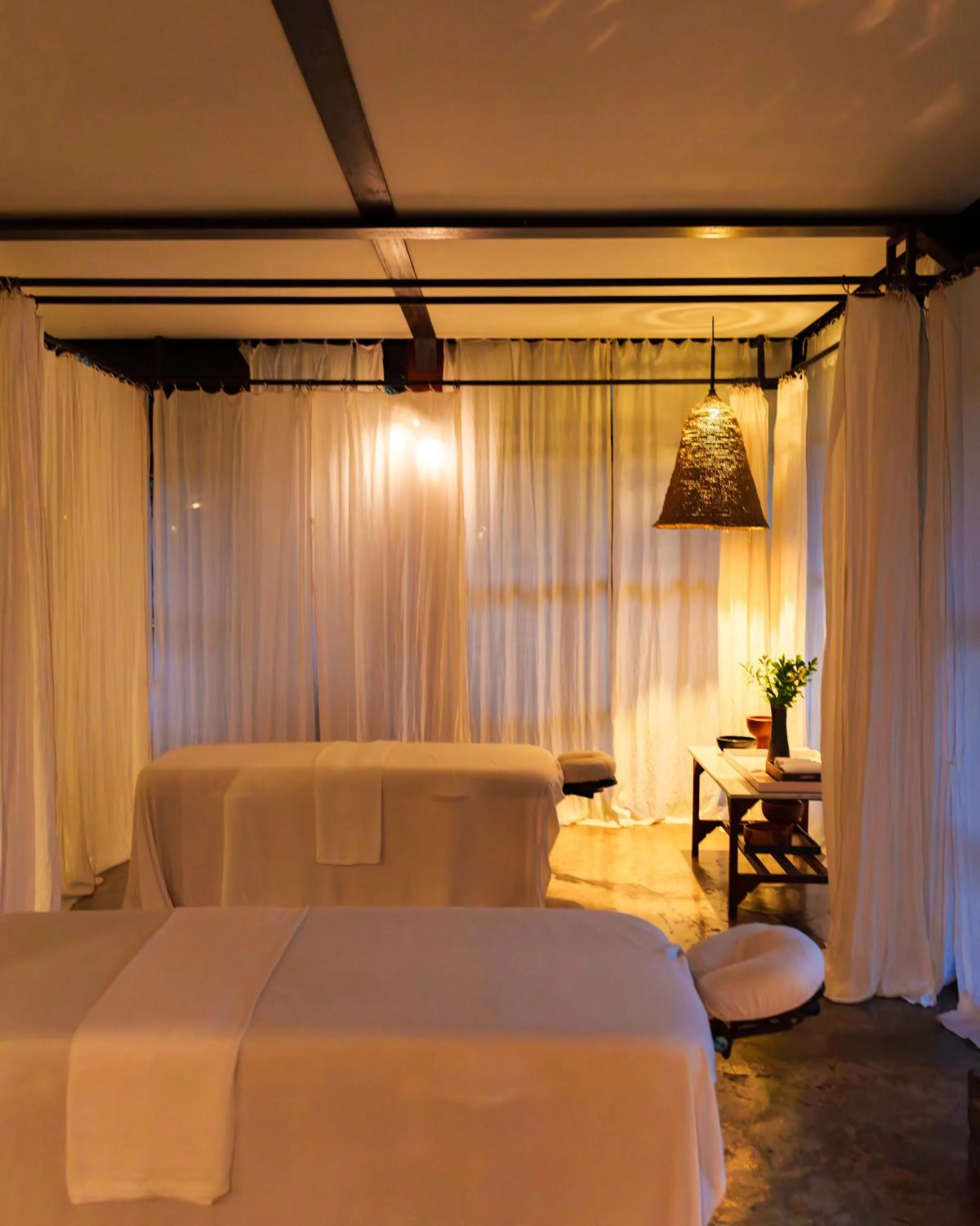 Spa and wellness centre/facilities, Bed in Rumah Hujan