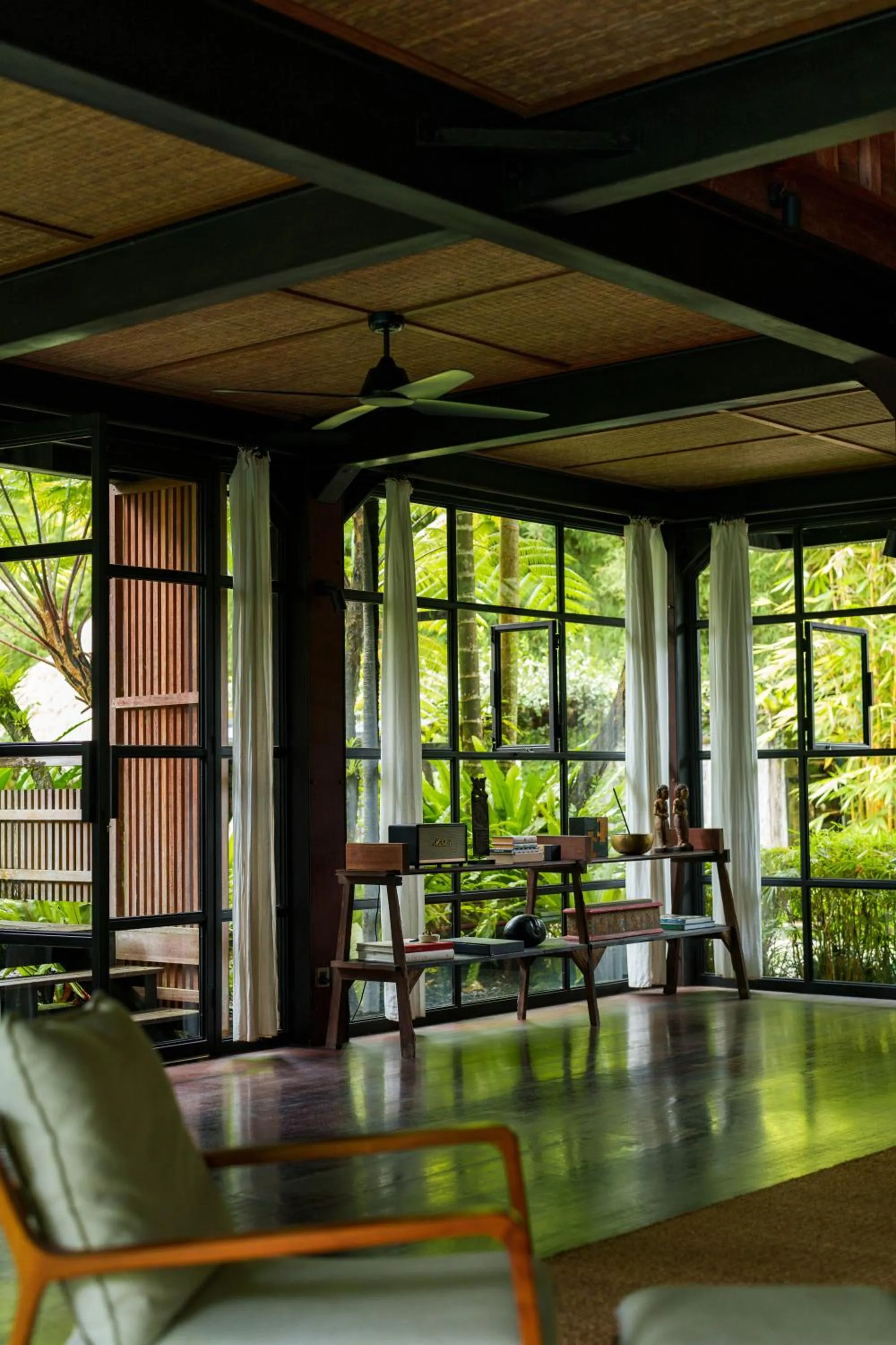 Living room in Rumah Hujan