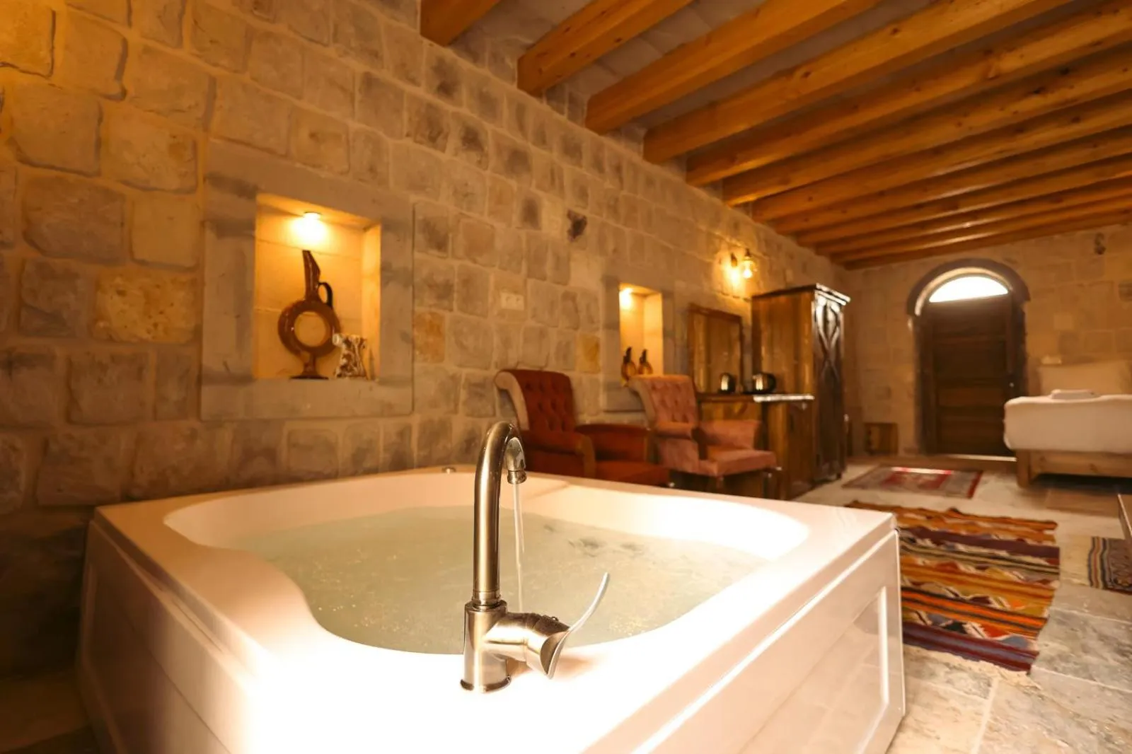 Hot Tub in Gala Cave Cappadocia