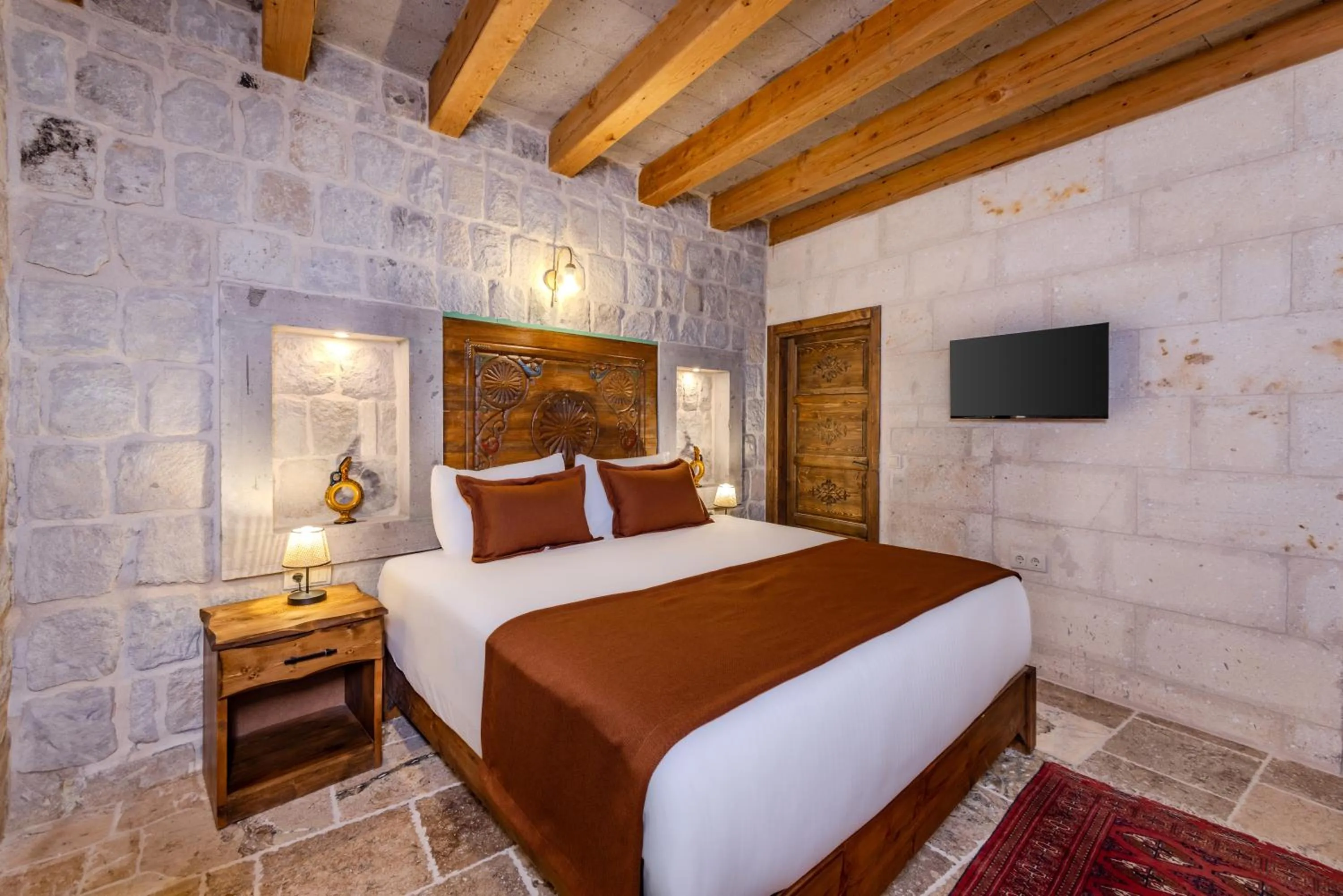 Photo of the whole room, Bed in Gala Cave Cappadocia