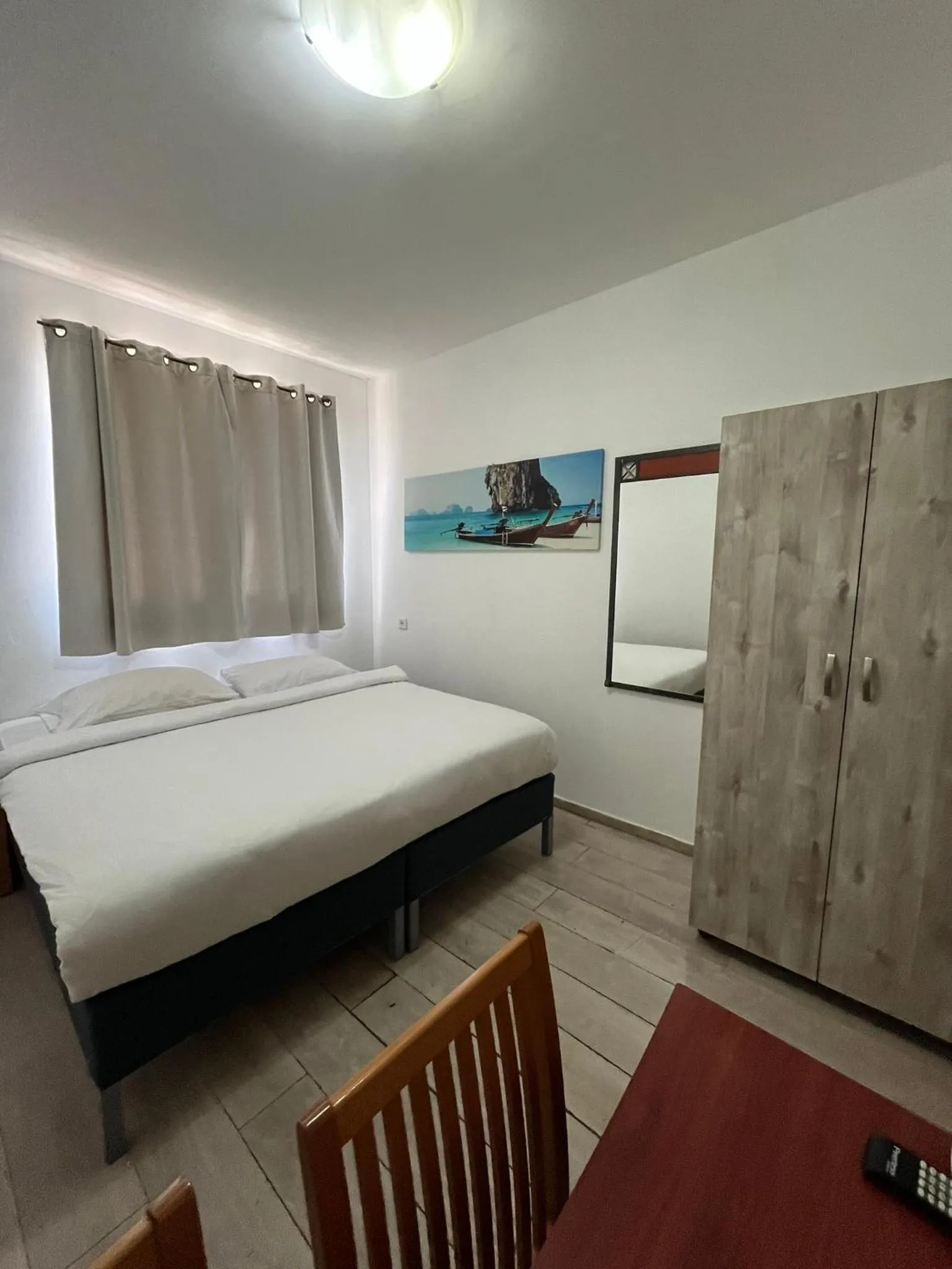 Bed in Soho Eilat
