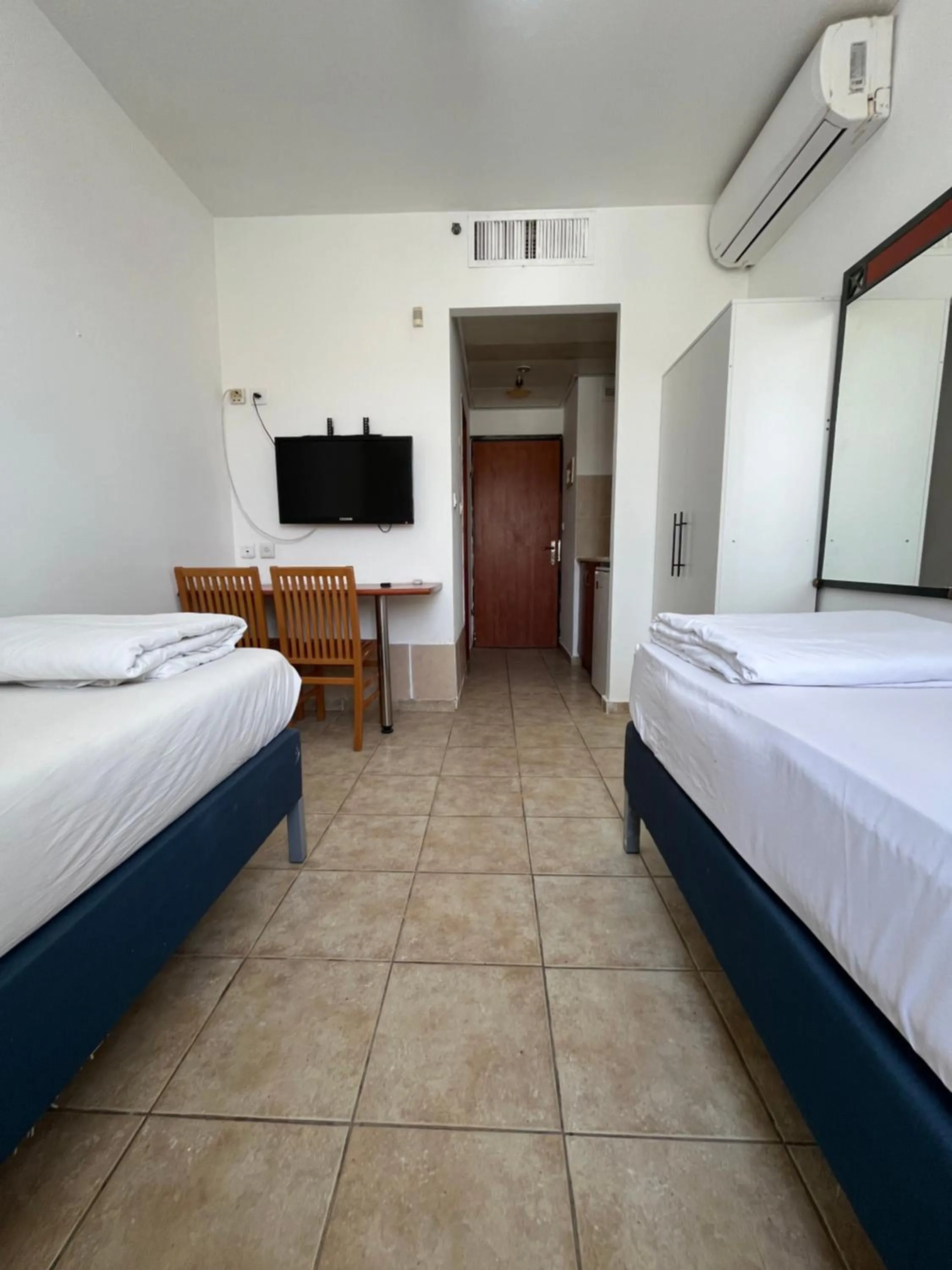 Bed in Soho Eilat