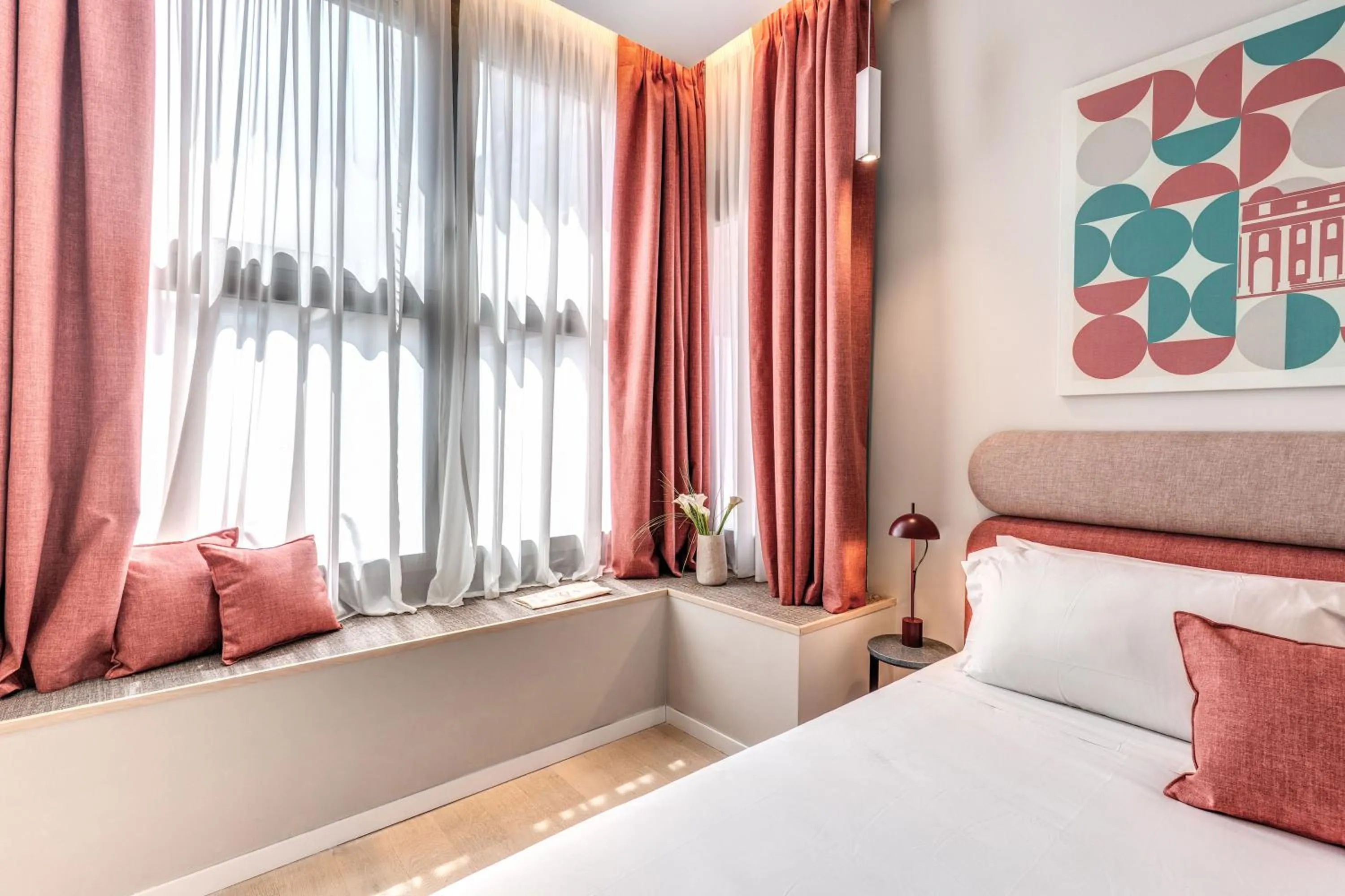 Bed in Parioli Cube Hotel