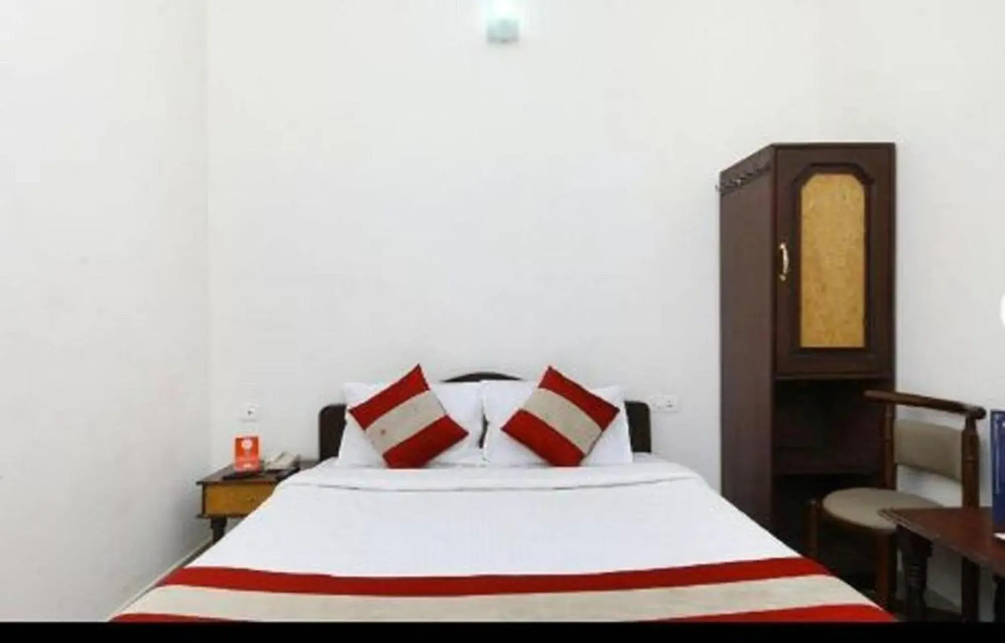 Standard Double Room in RJ Inn Standard Double Room in RJ Inn