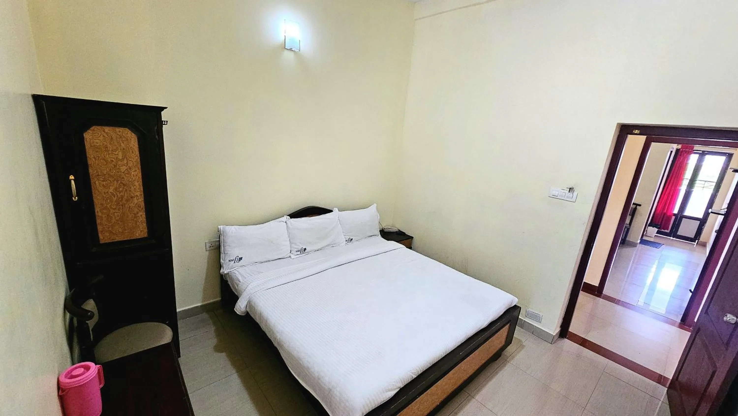 Bed in RJ Inn