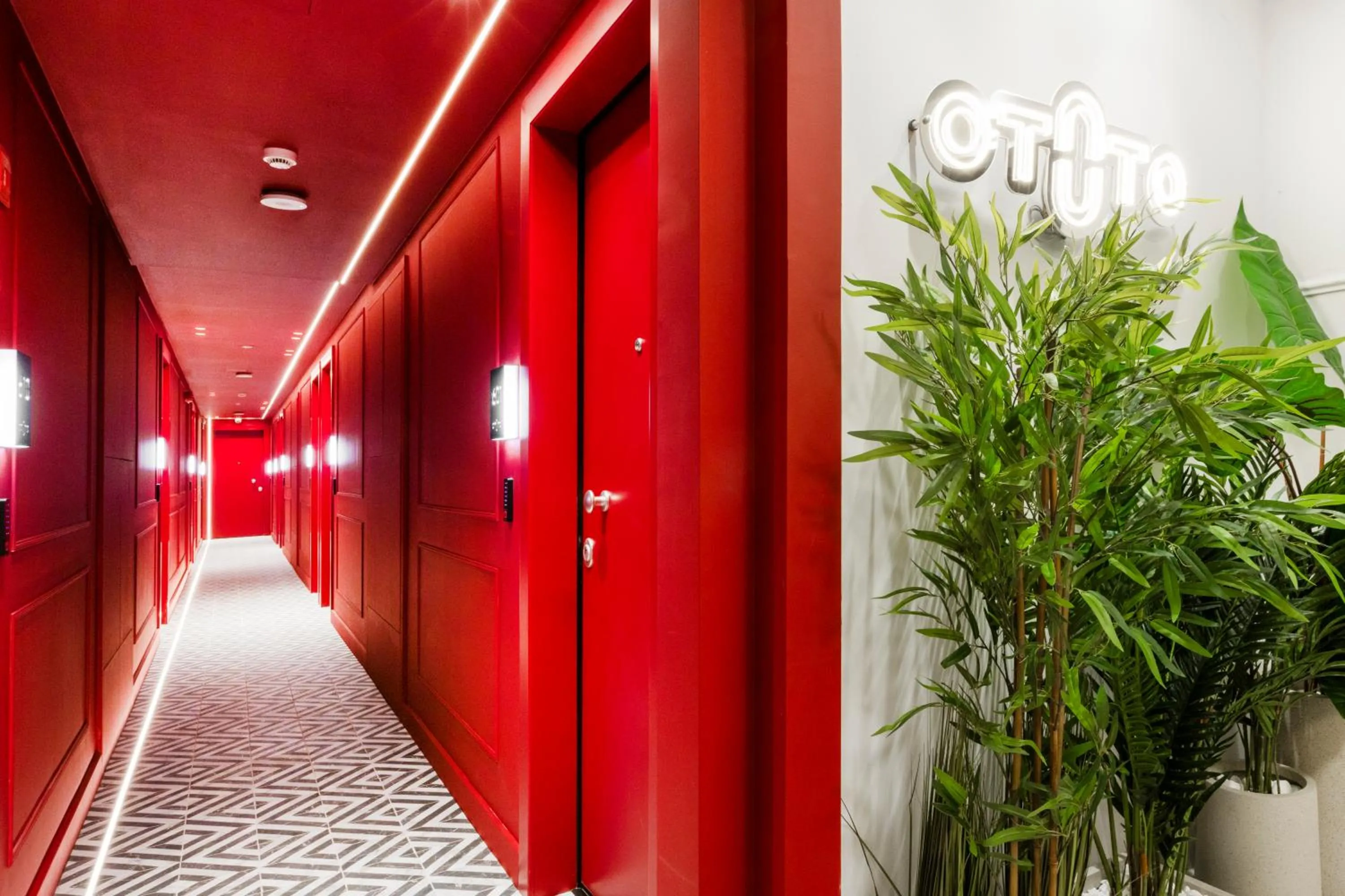 Ototo Stylish Living