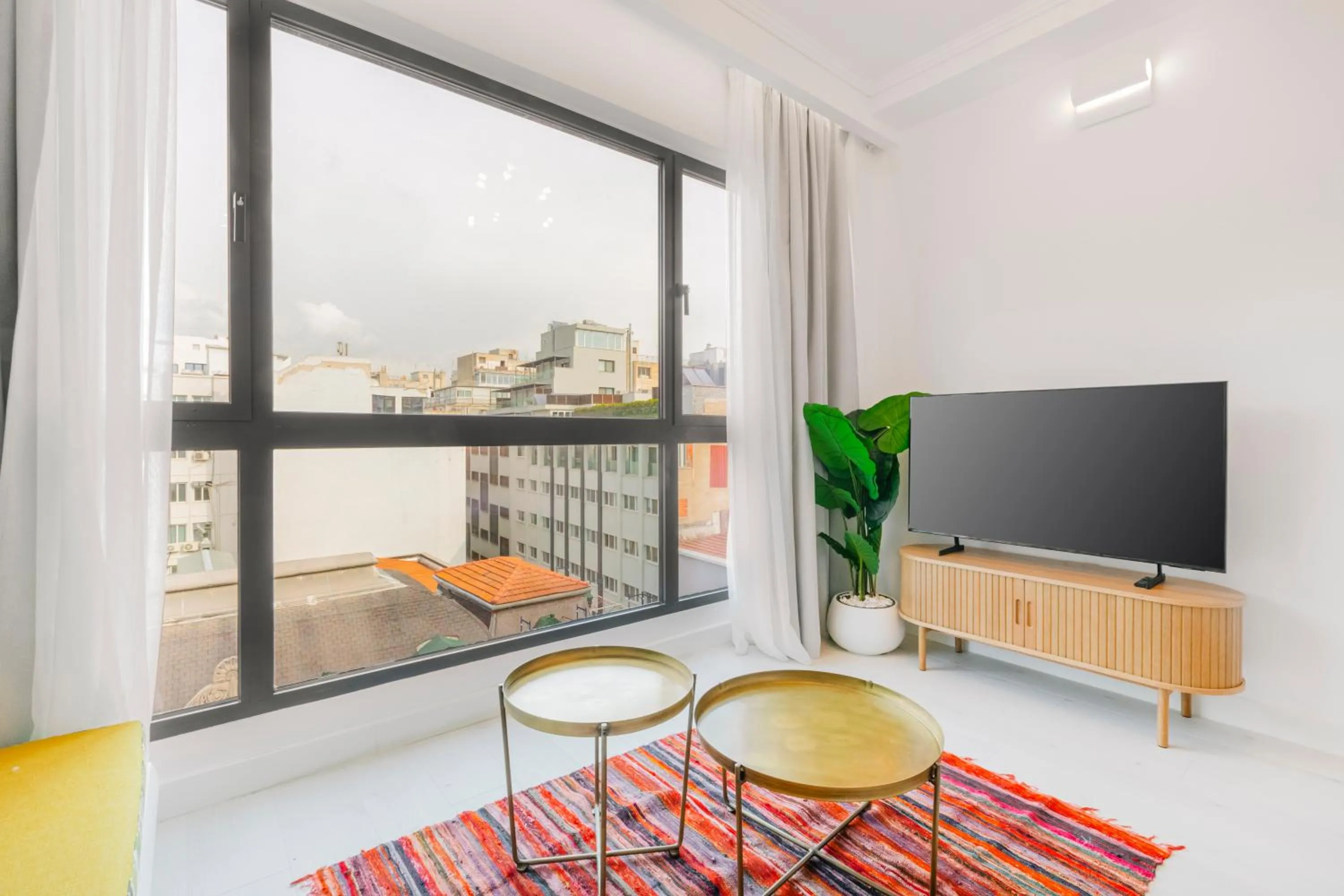 Superior Studio in Ototo Stylish Living