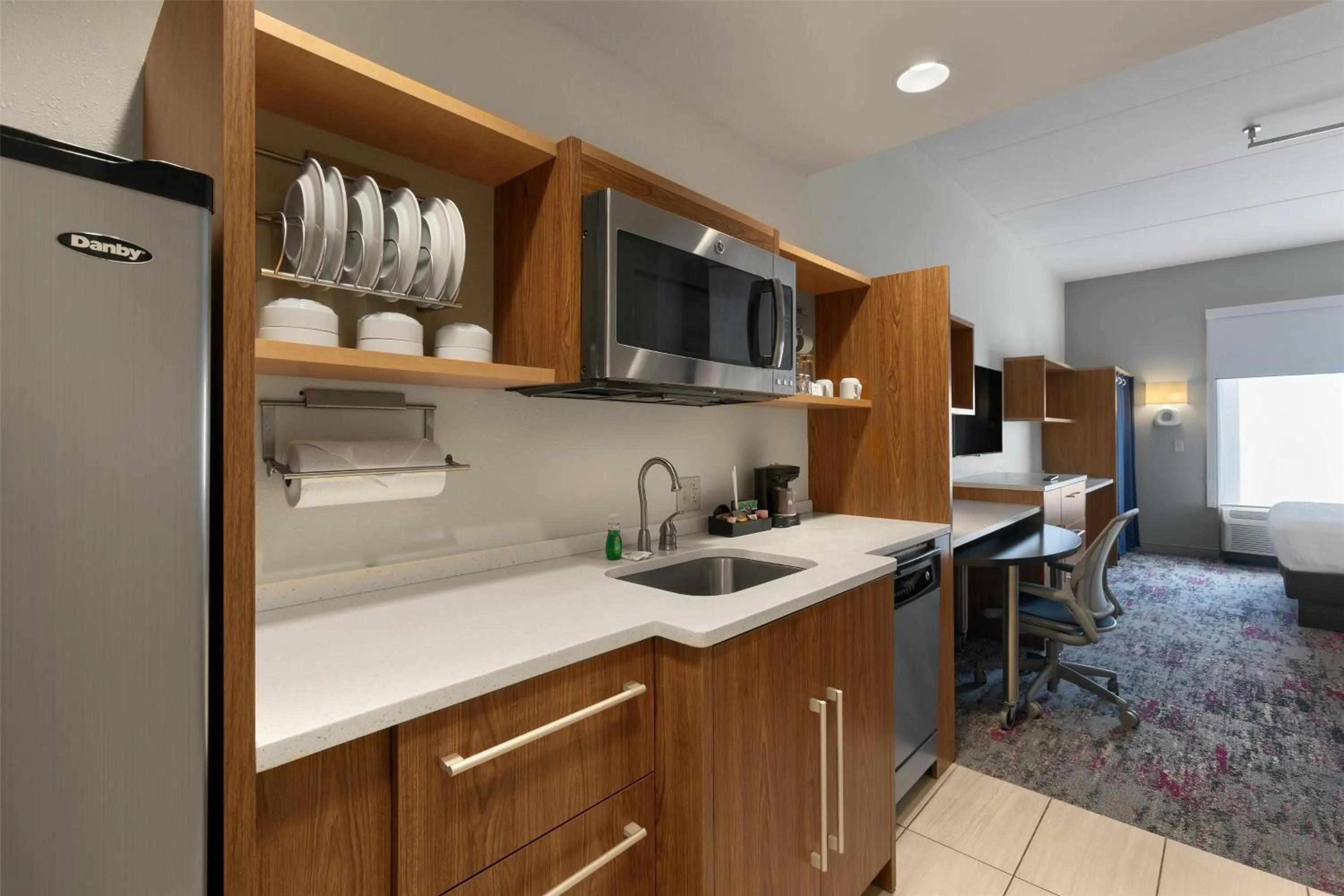 Kitchen or kitchenette in Home2 Suites by Hilton Greenville Airport