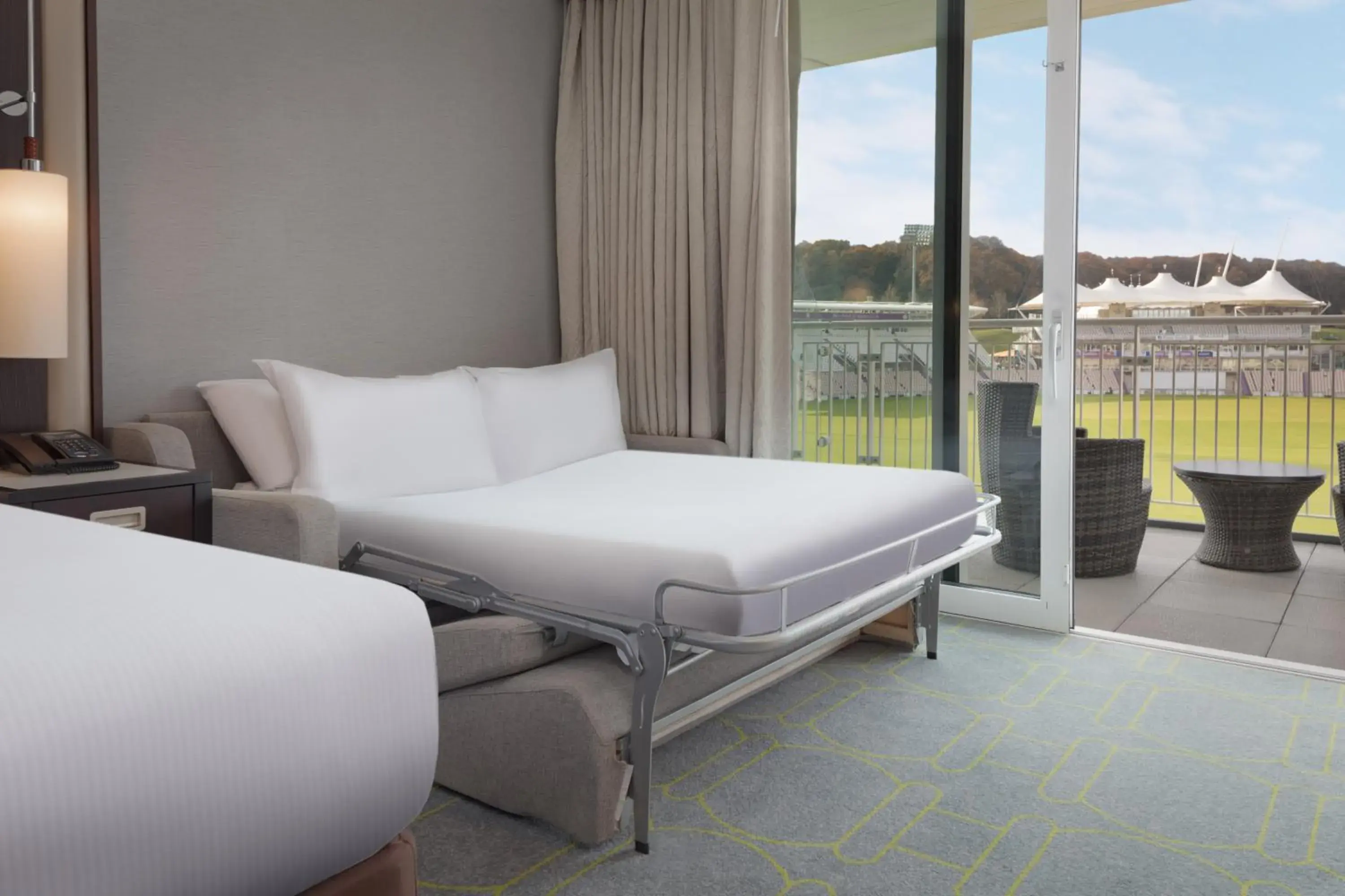 View (from property/room), Bed in Hilton Southampton - Utilita Bowl View (from property/room), Bed in Hilton Southampton - Utilita Bowl