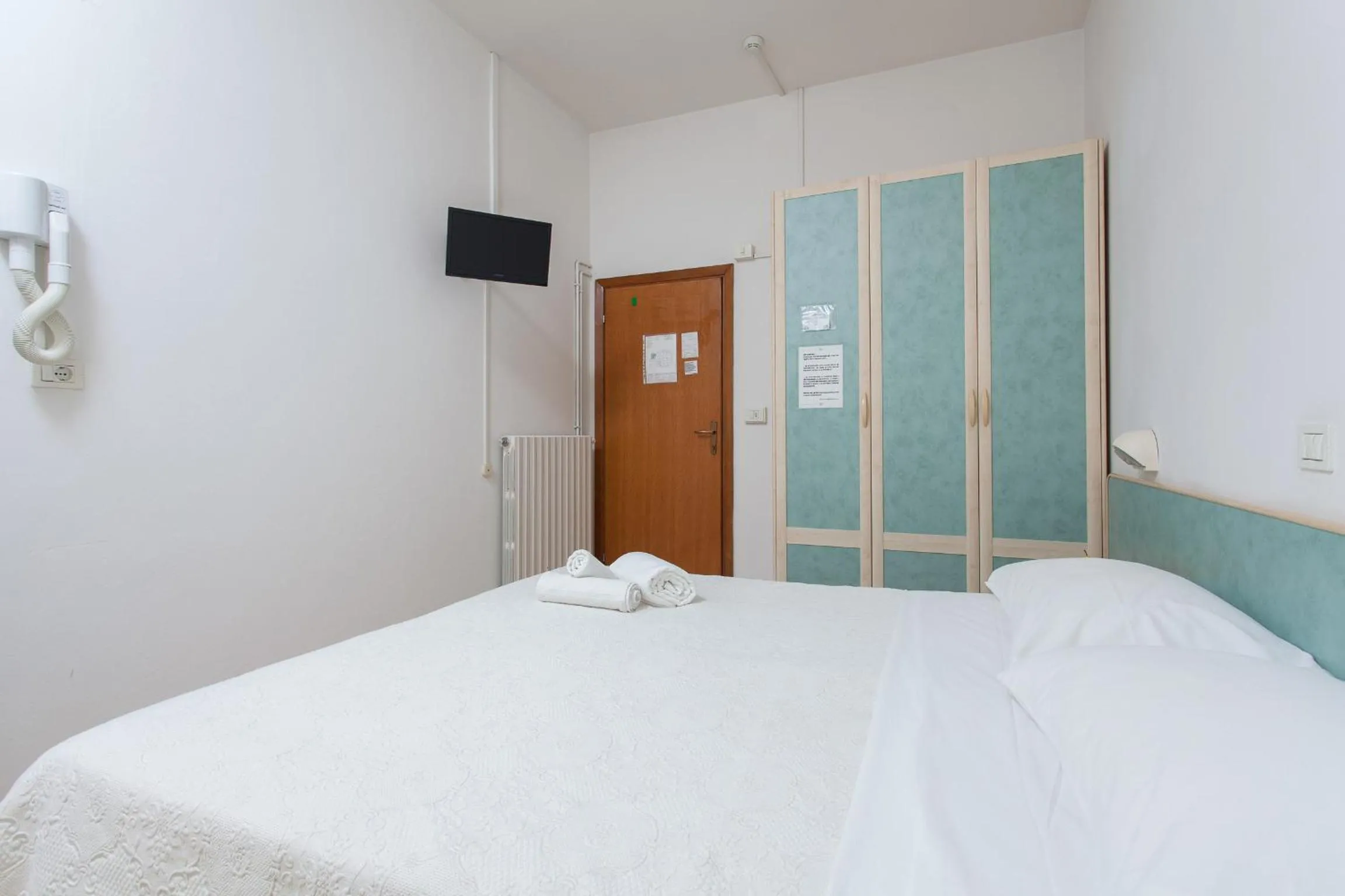 Bed in Hotel Luca
