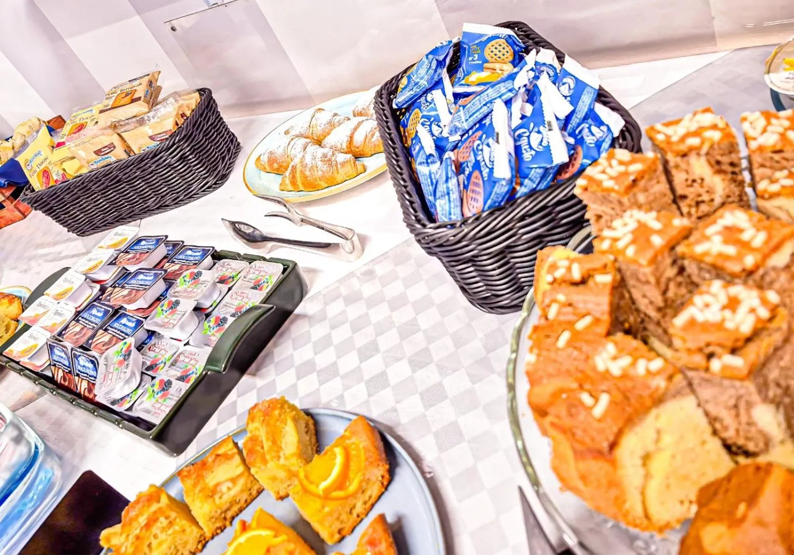 Buffet breakfast in Hotel Luca