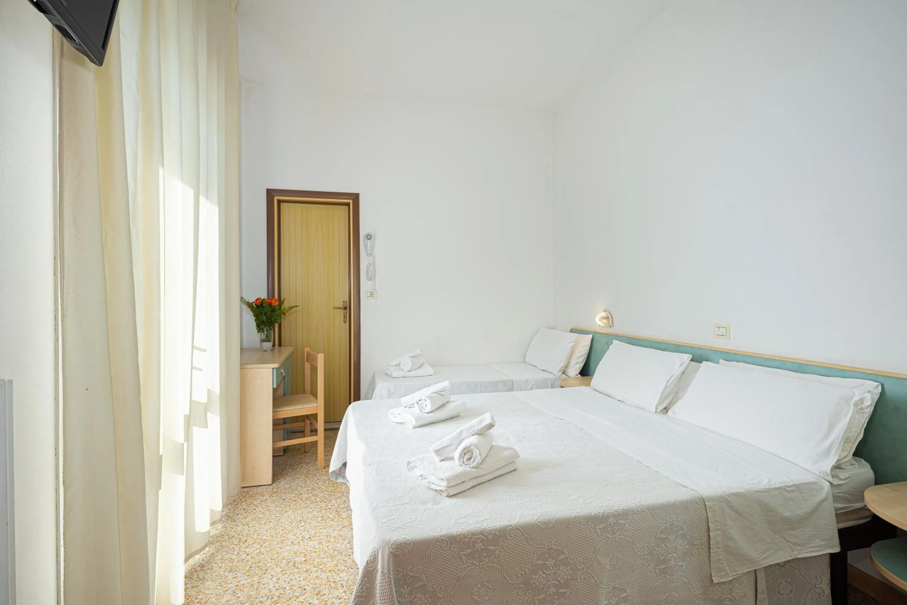 Bed in Hotel Luca
