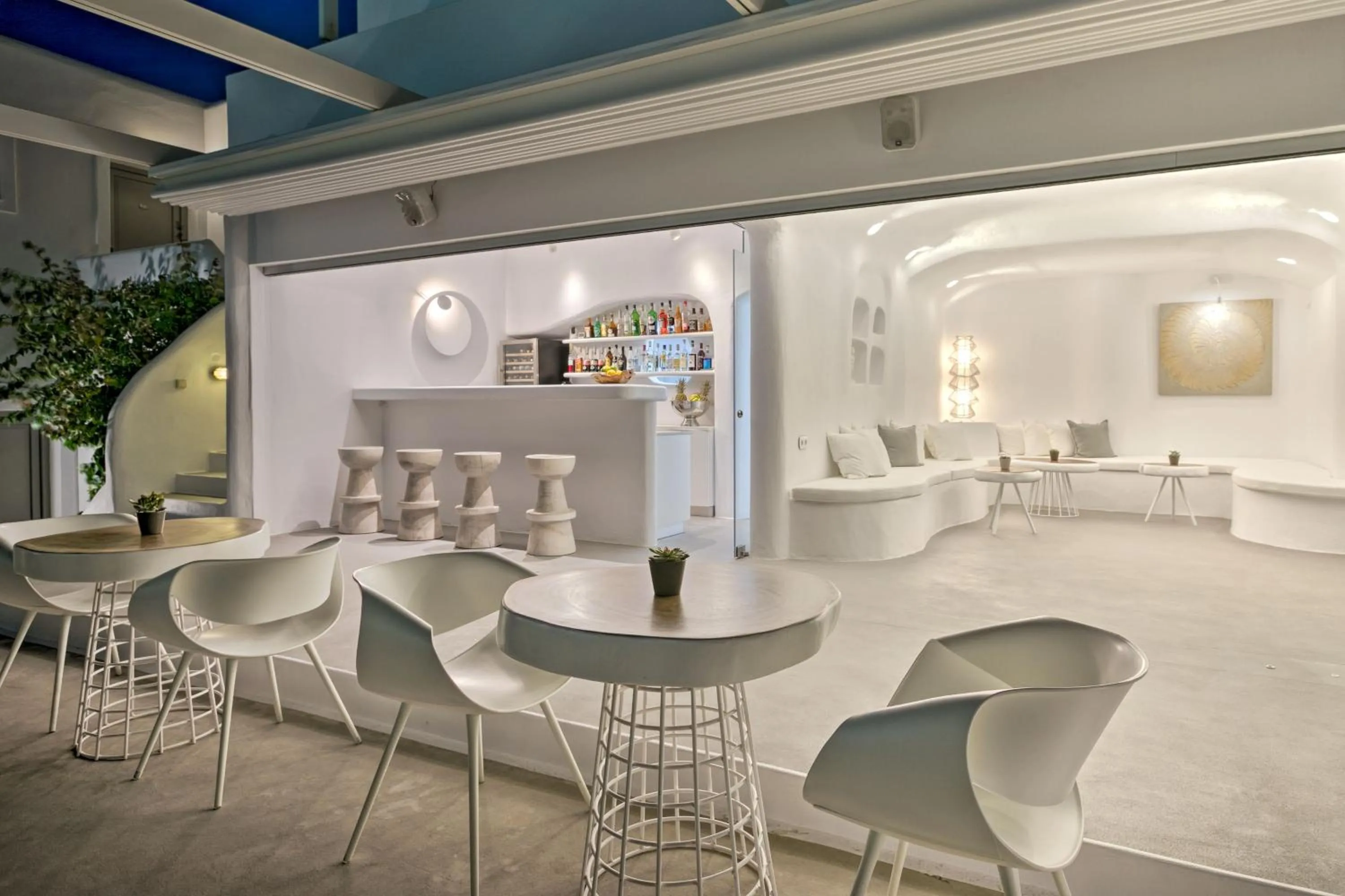 Lounge or bar in Lilly Residence-All Sea View Suites, Adults Only